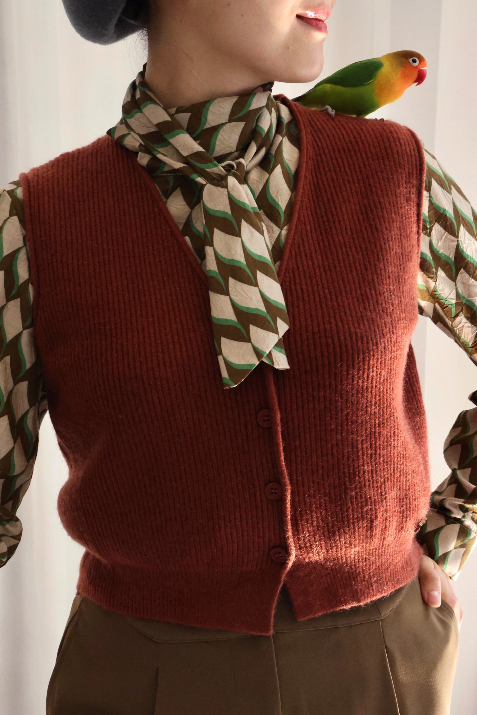 CinnamonVest_CinnamonRed_1.jpg