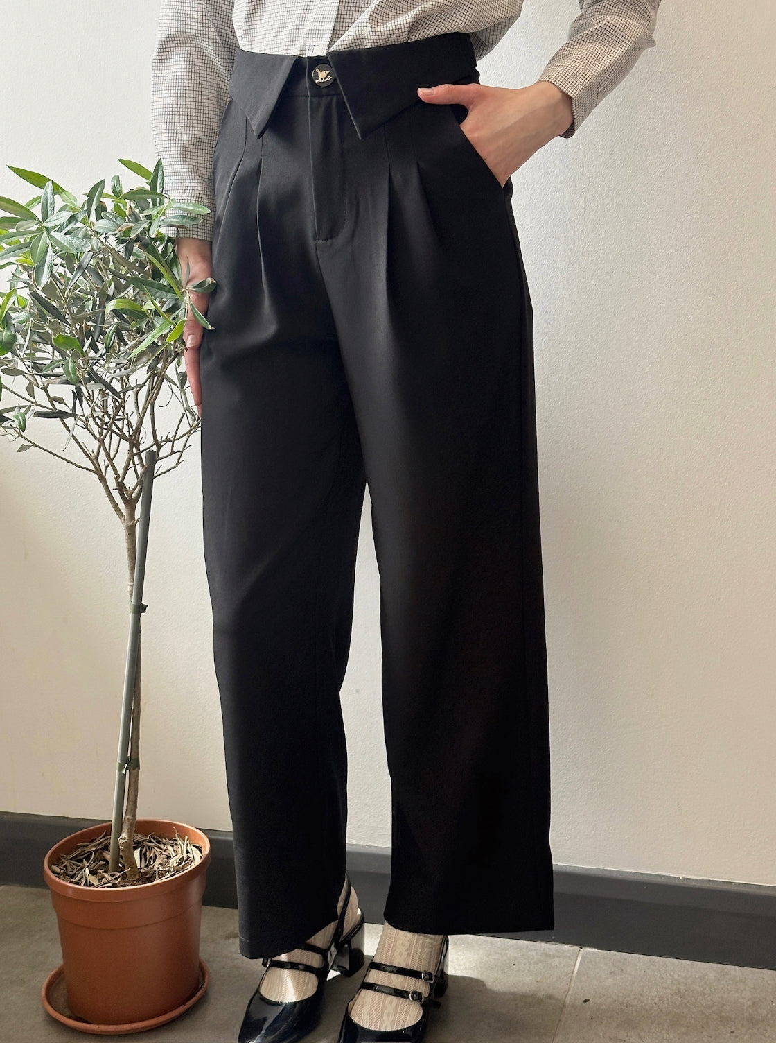 Classic Academia Trousers (Black)