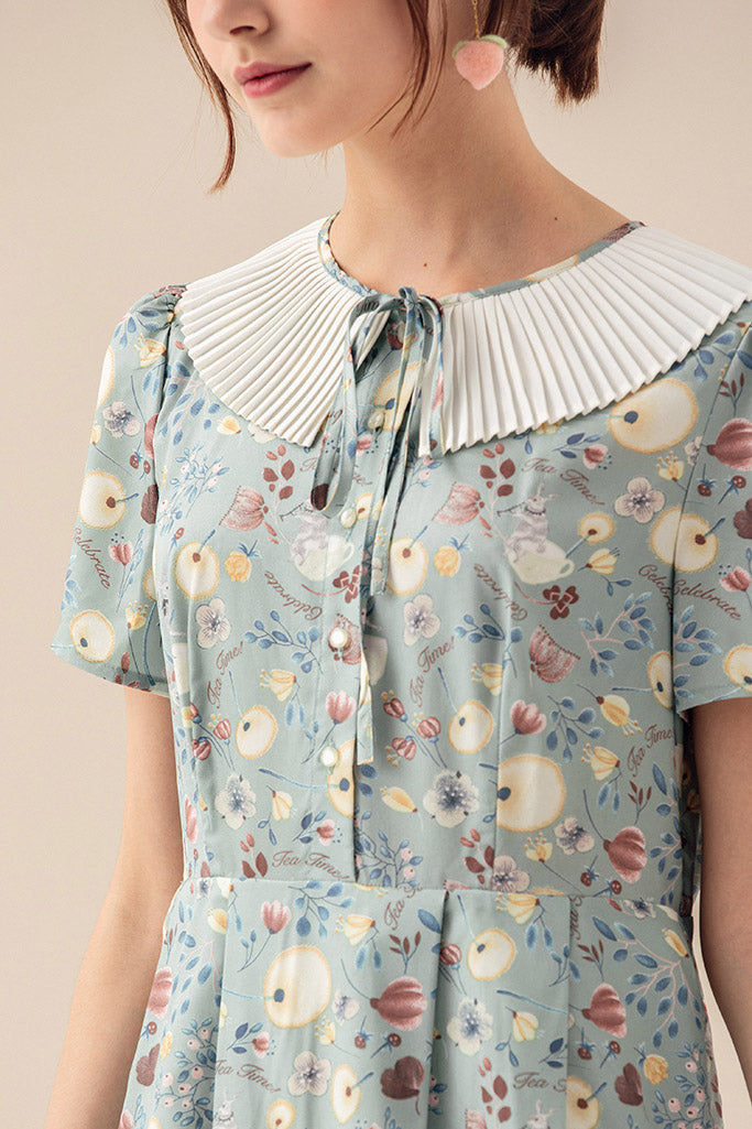 Dainty Alice Dress