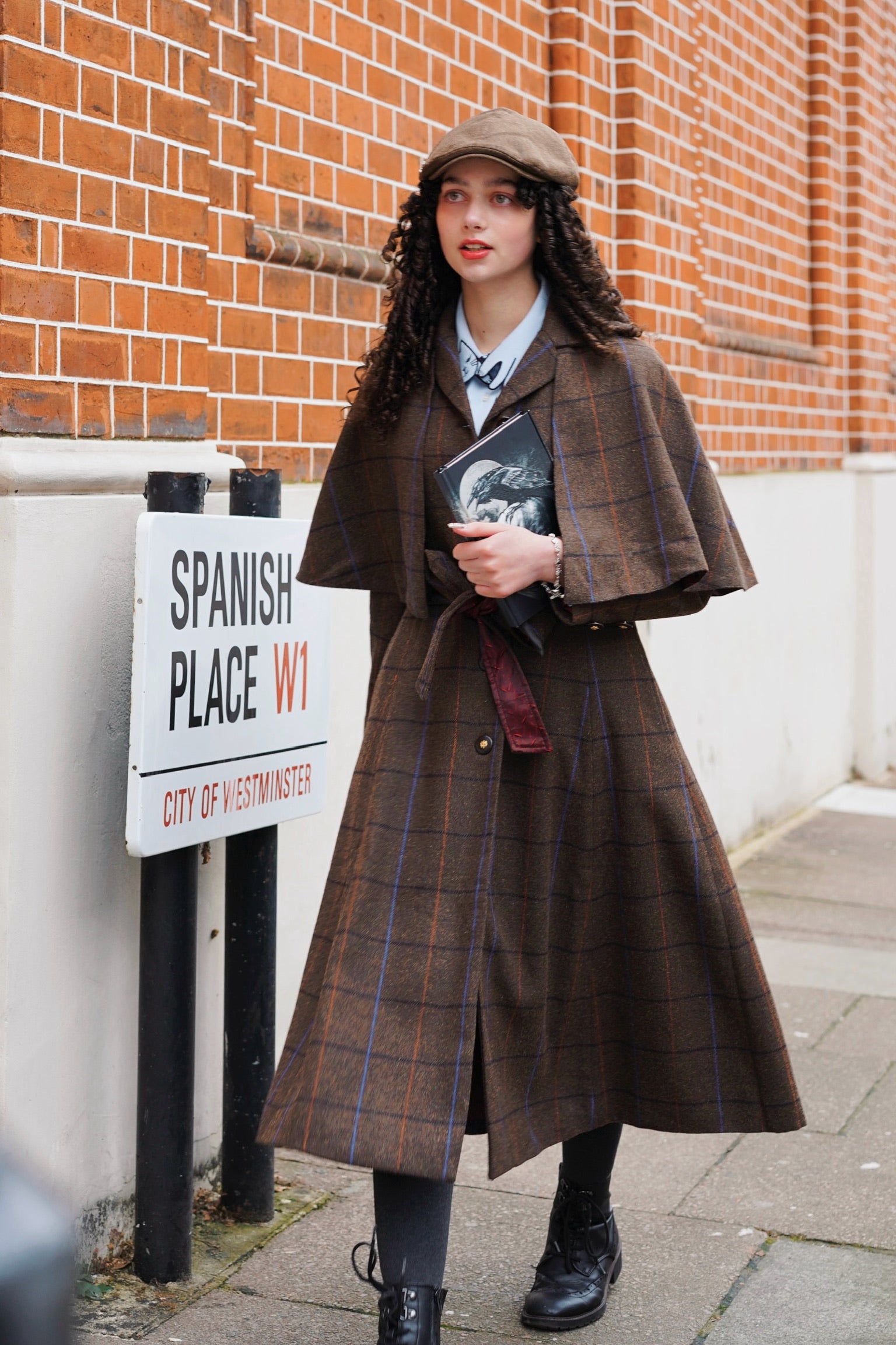 Deerstalker Cape Trench