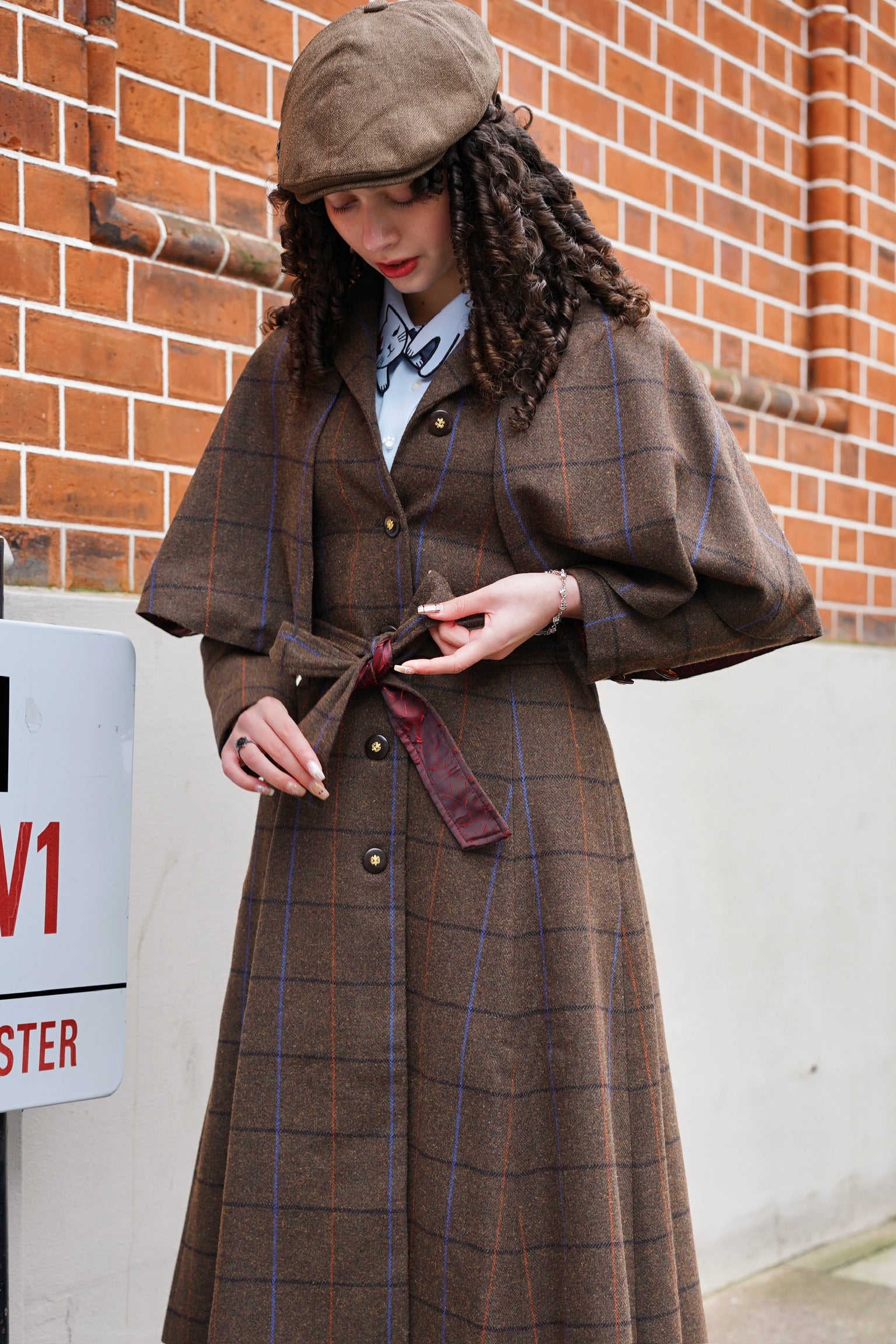 Deerstalker Cape Trench