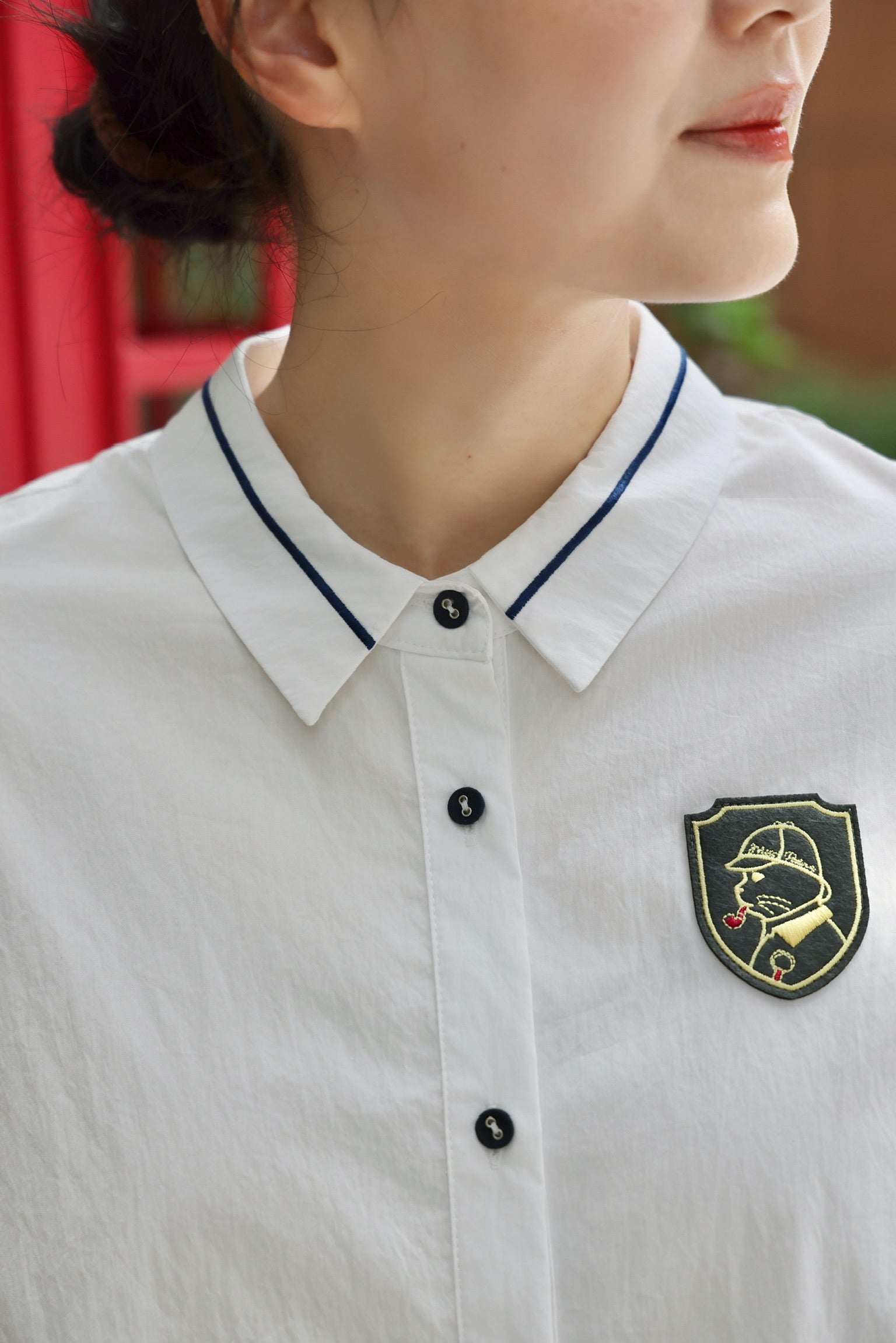 Detective Cat Crisp Shirt