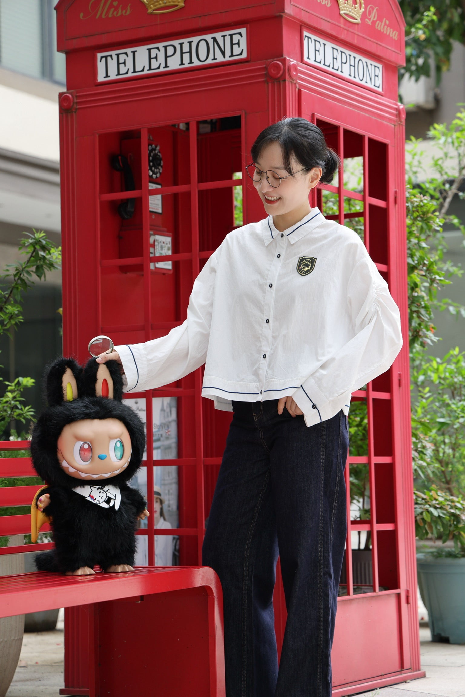 Detective Cat Crisp Shirt