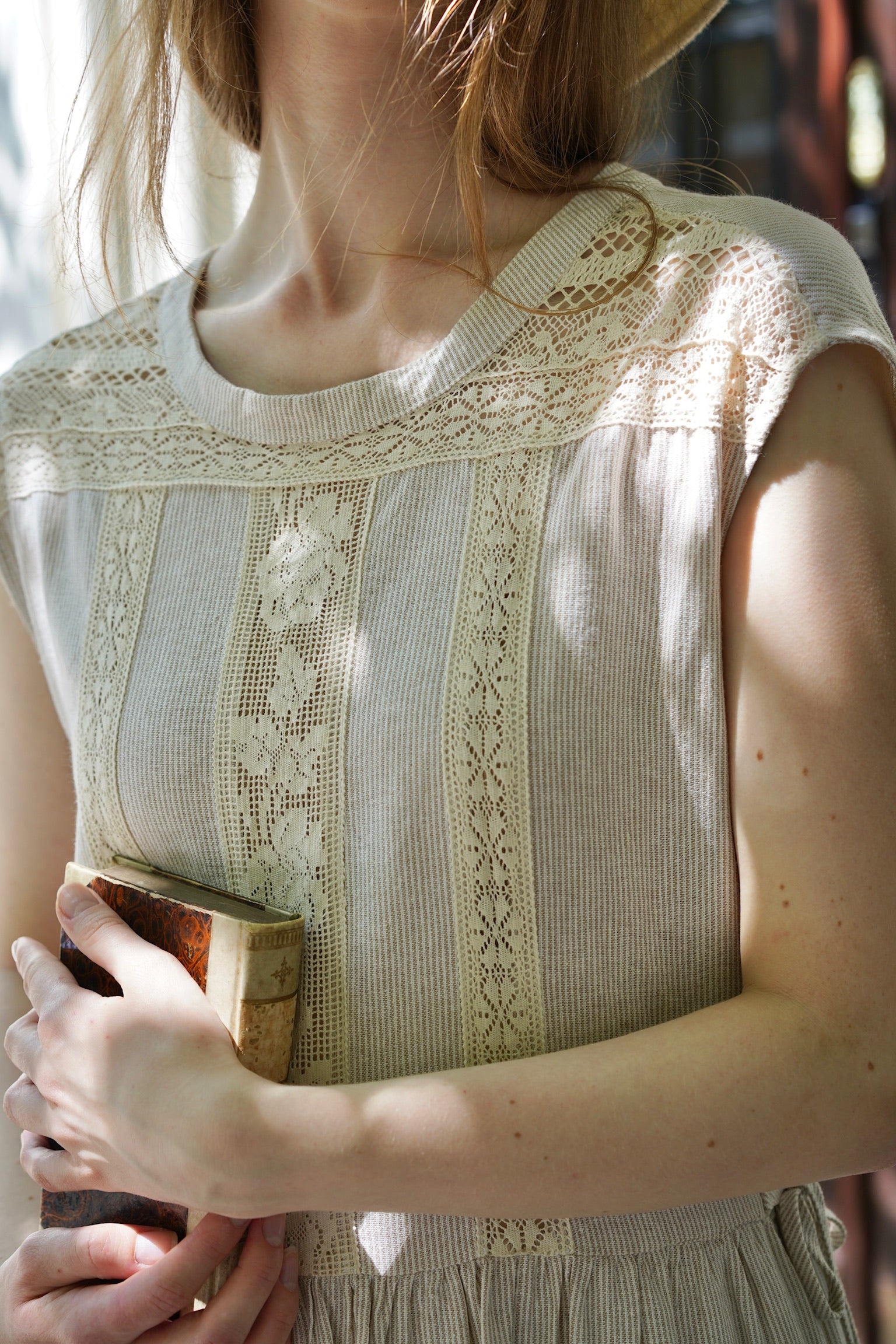 Edwardian Linen Lace Dress (Beige)
