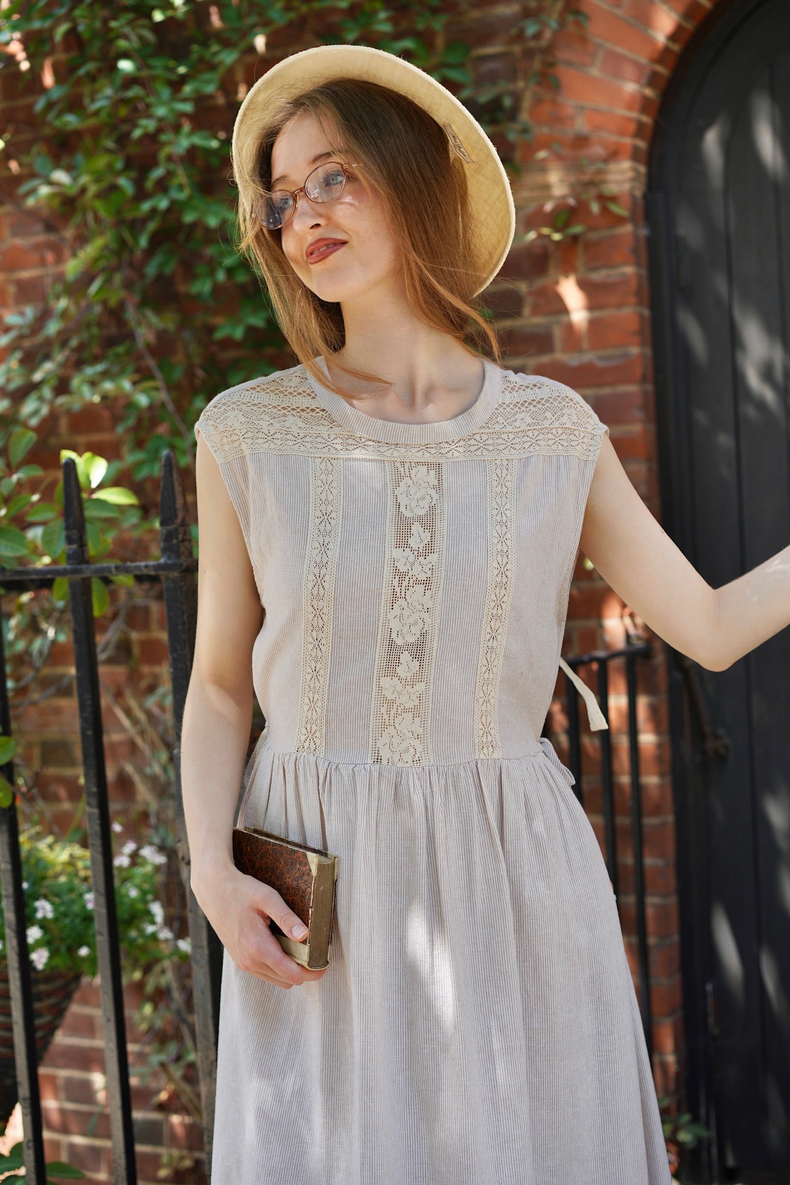 Edwardian Linen Lace Dress (Beige)