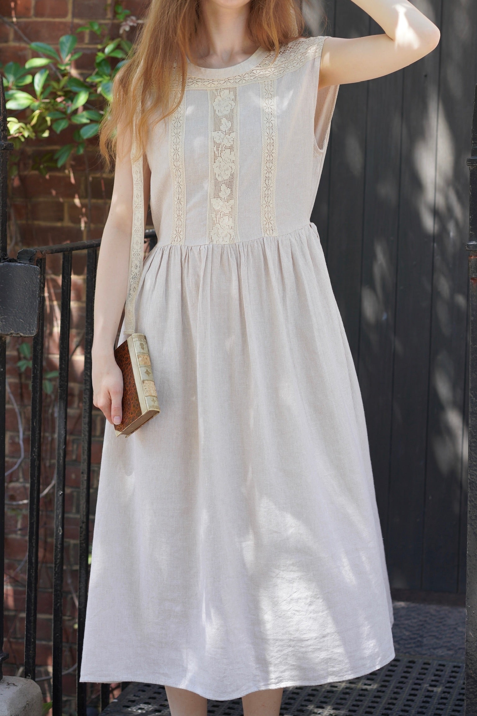 Edwardian Linen Lace Dress (Beige)