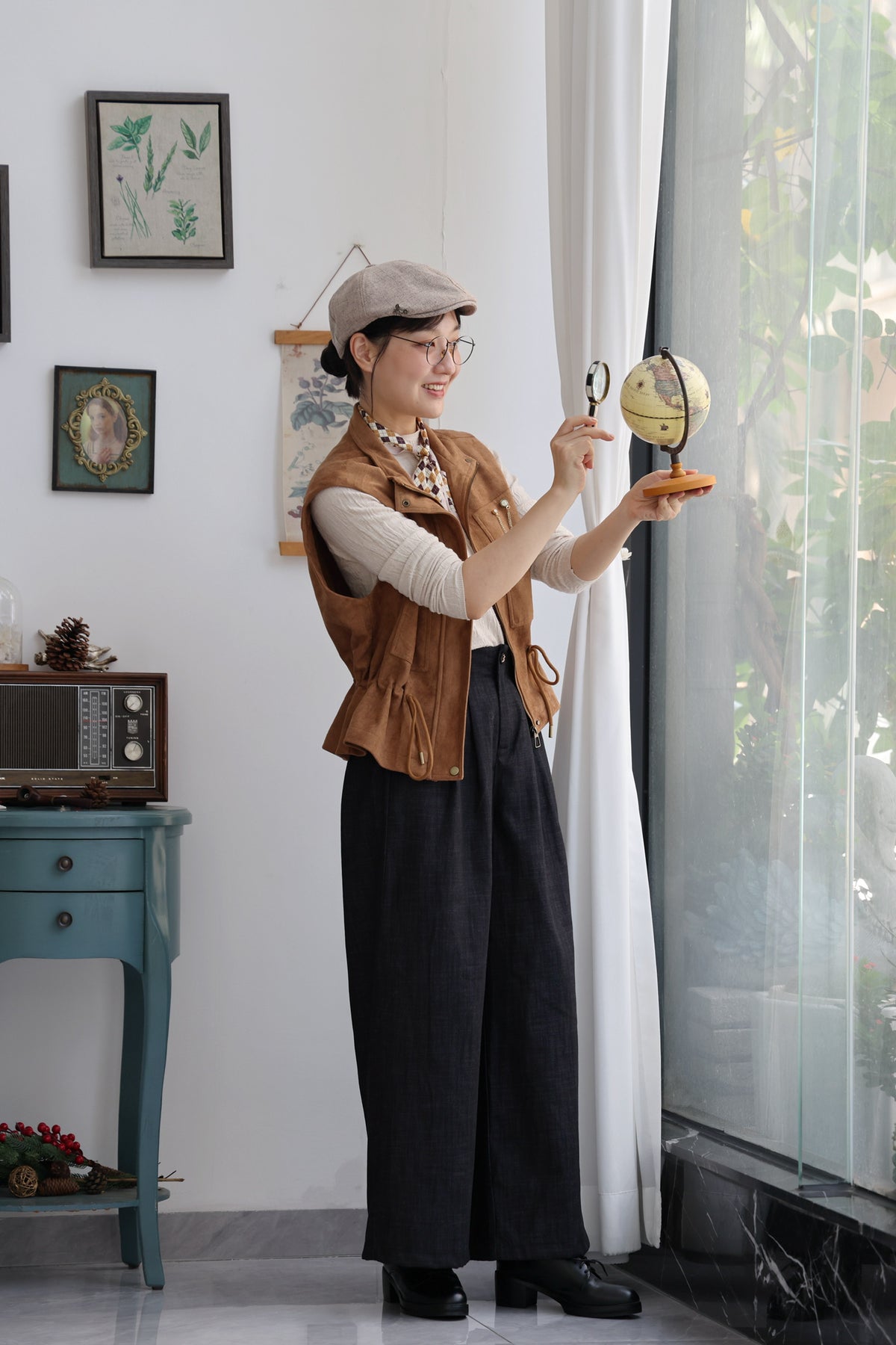 Explorer Faux-Suede Vest (Camel)
