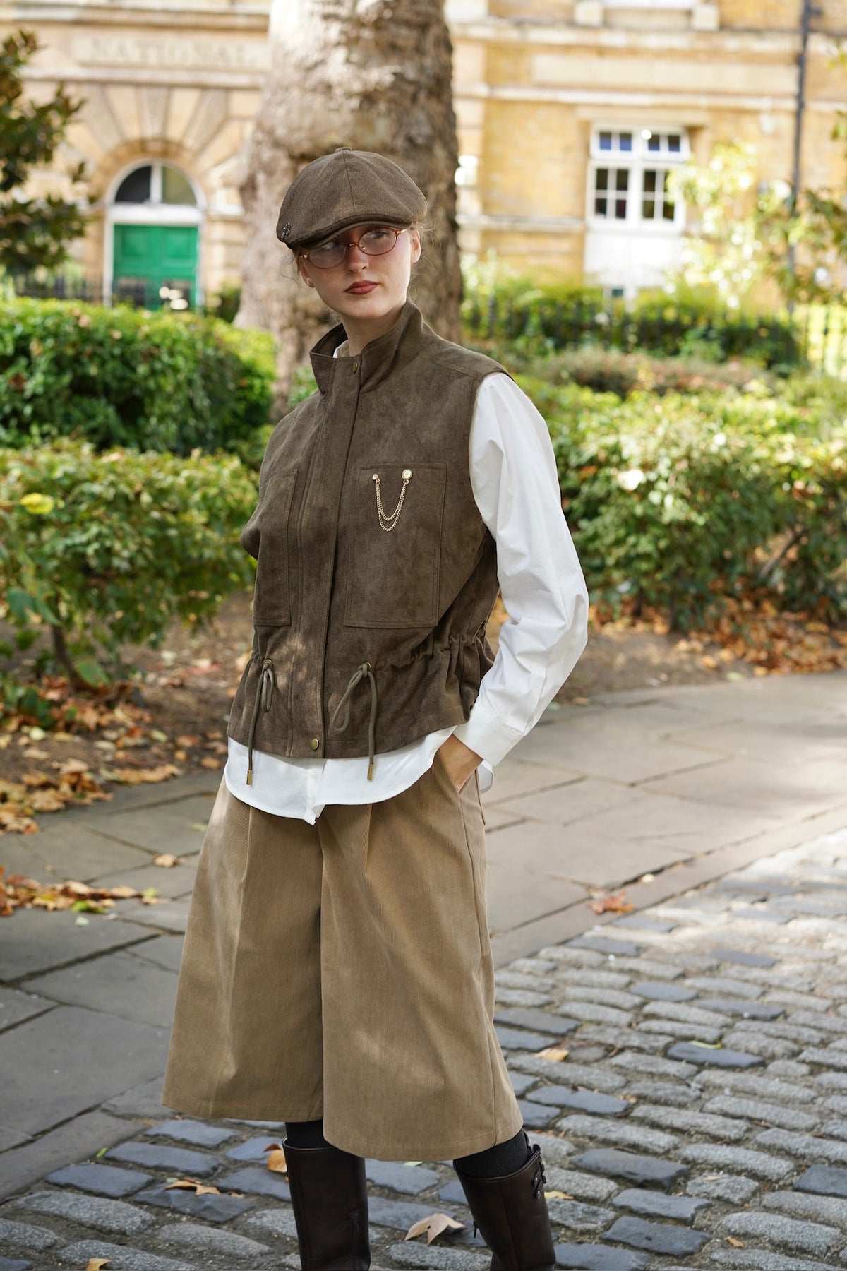 Explorer Faux-Suede Vest (Moss Green)