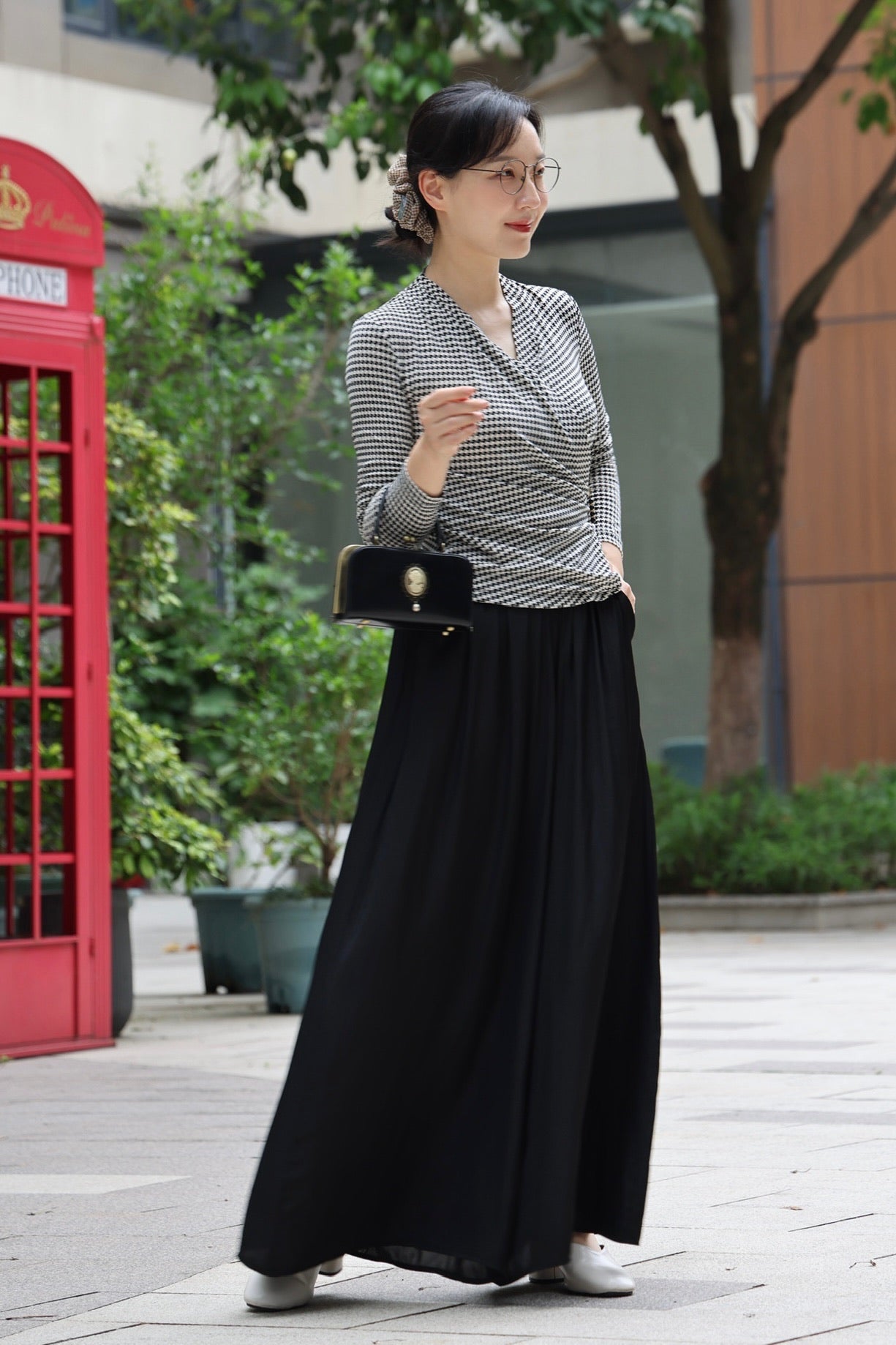 Floaty Palazzo Trousers (Ink Black)