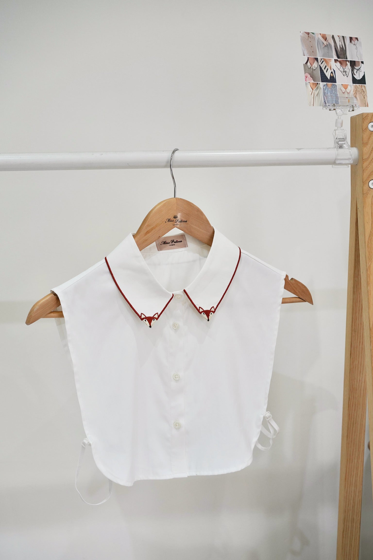 Friendly Fox Mock Collar