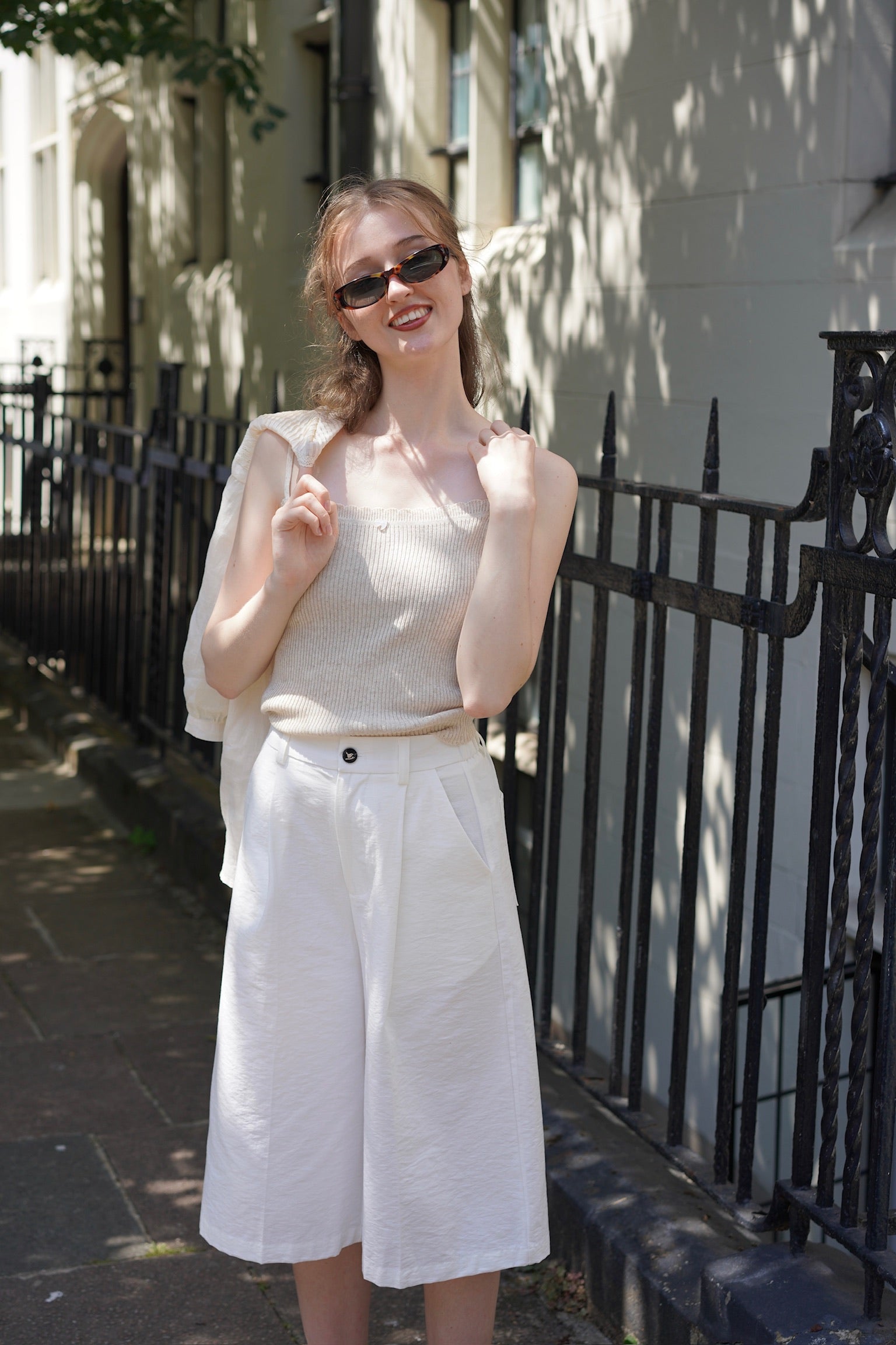 Gentleman Summer Suspender Culottes (White)