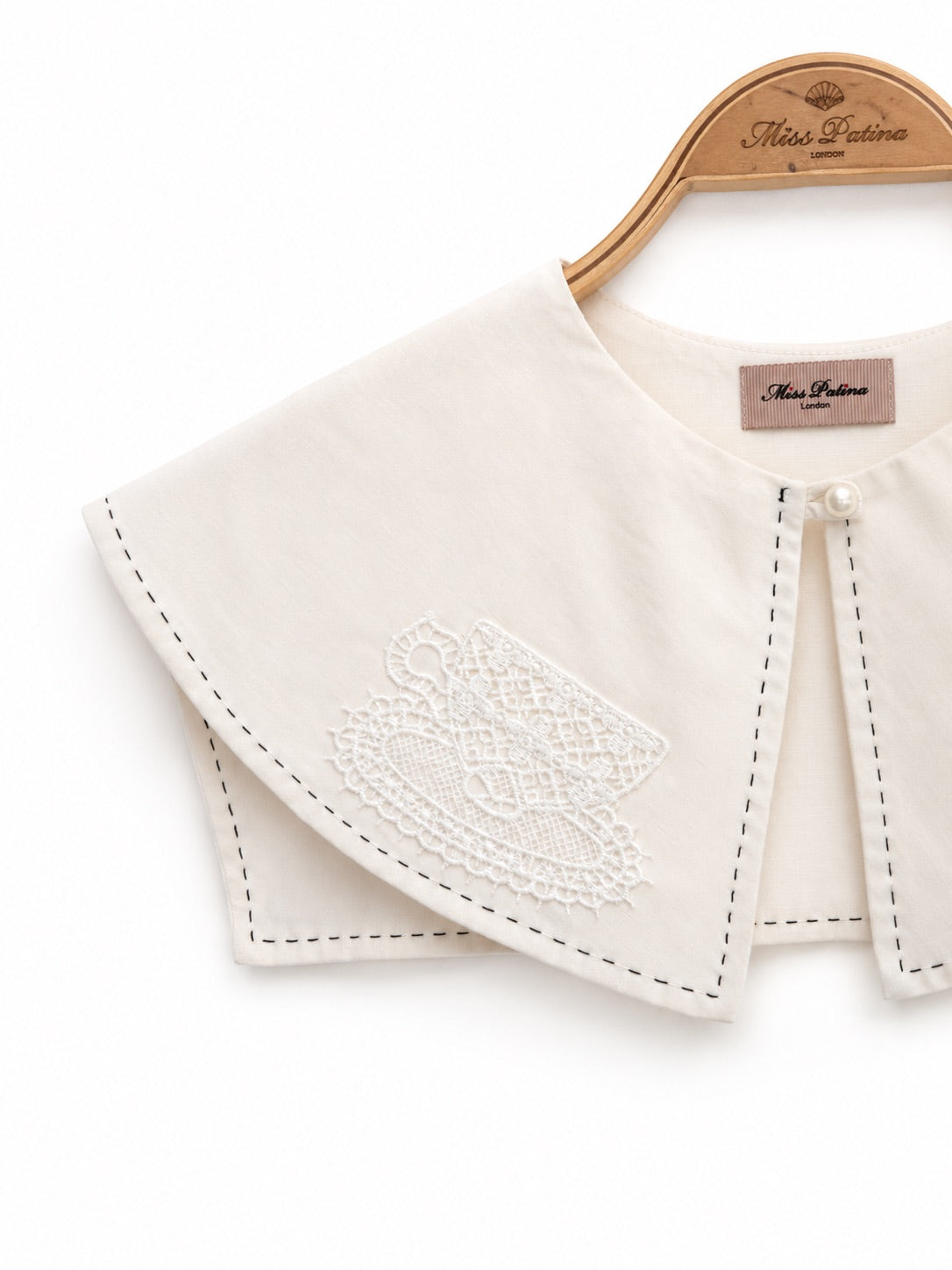 Heirloom Teatime Collar