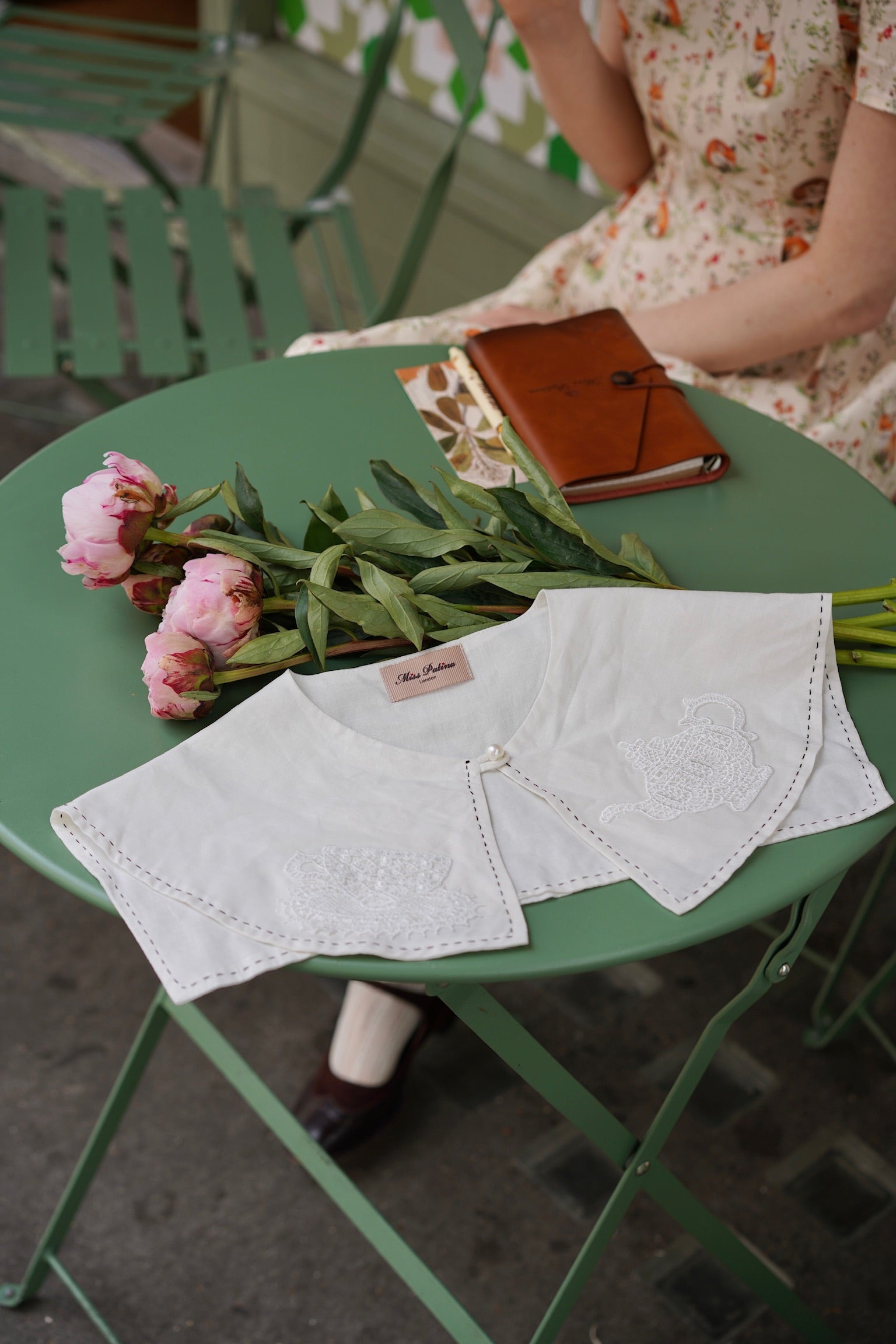 Heirloom Teatime Collar
