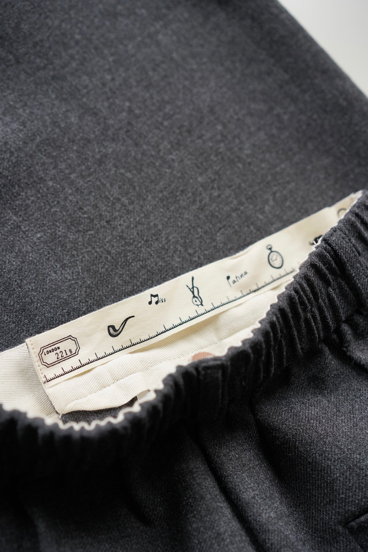Her Gentleman Culottes (Ash Grey）