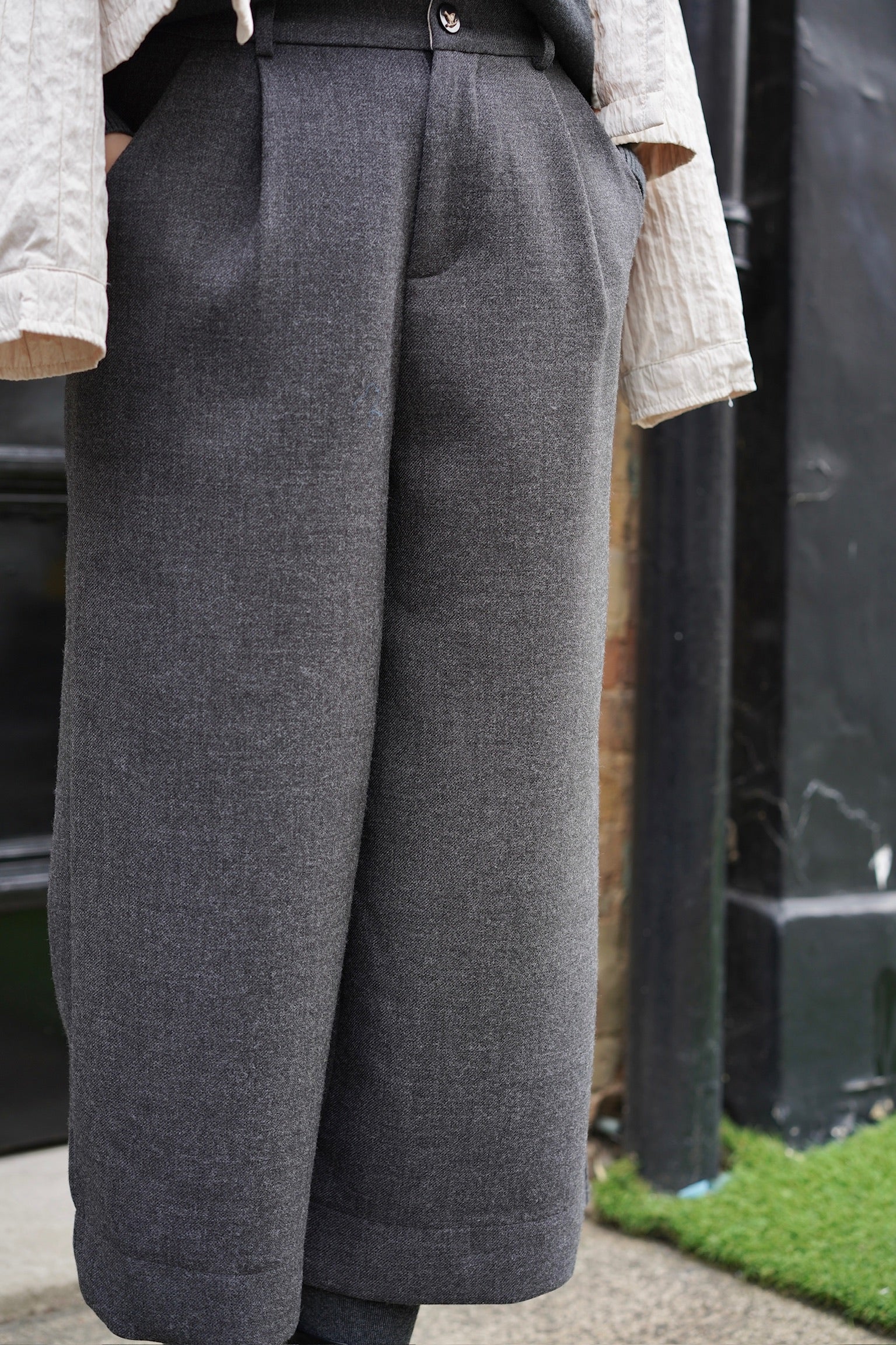 Her Gentleman Culottes (Ash Grey）