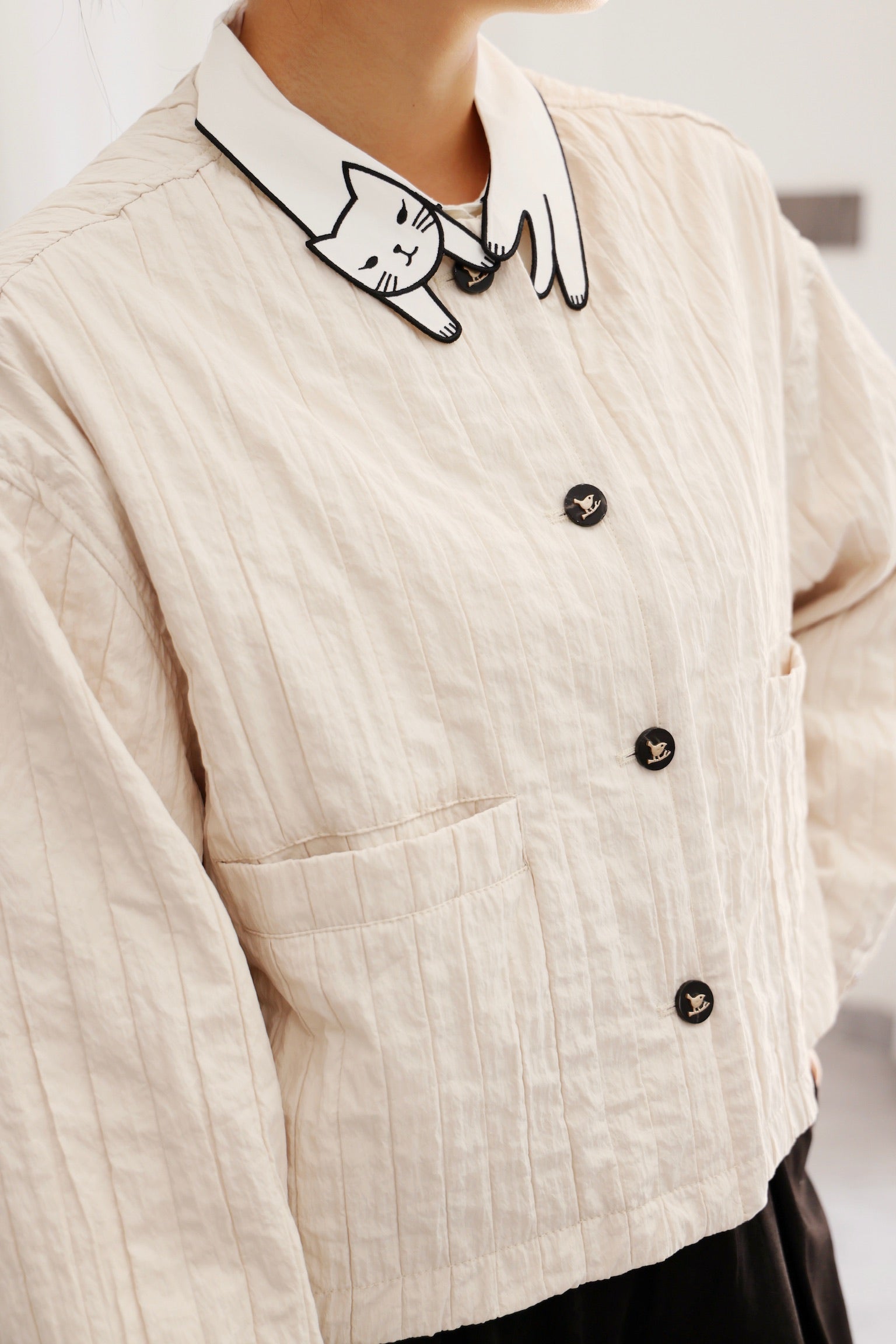 HollowayBatWingCroppedJacket_PhantomCream_3.jpg