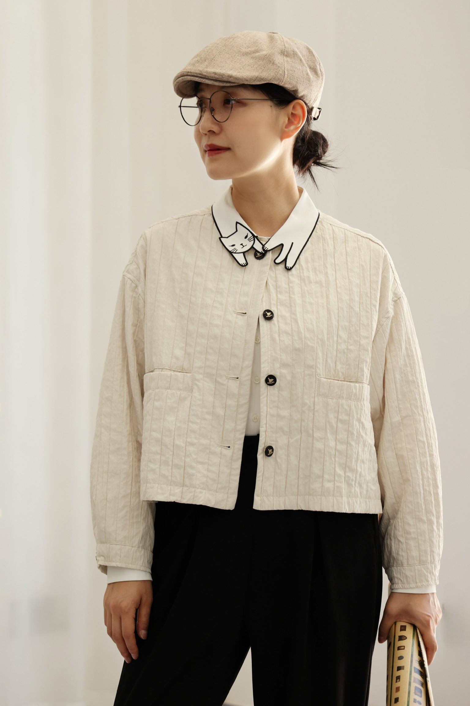 Holloway Bat Wing Cropped Jacket (Phantom Cream)