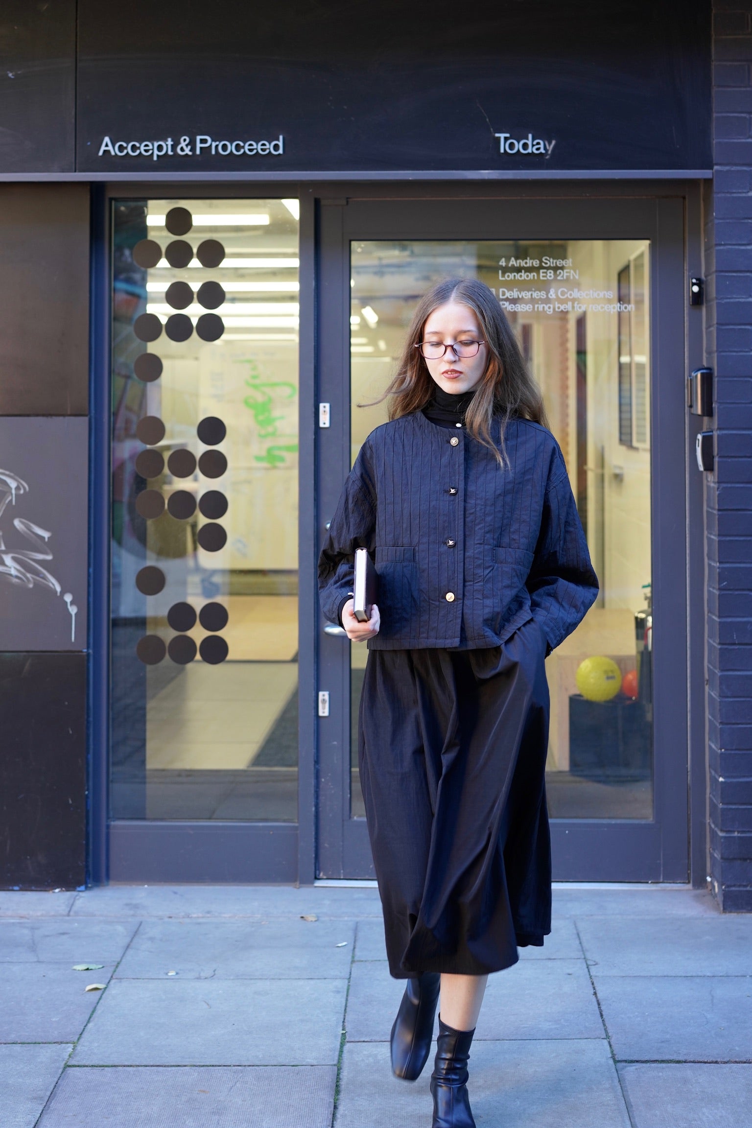 Holloway Bat Wing Cropped Jacket (Shadow Black)