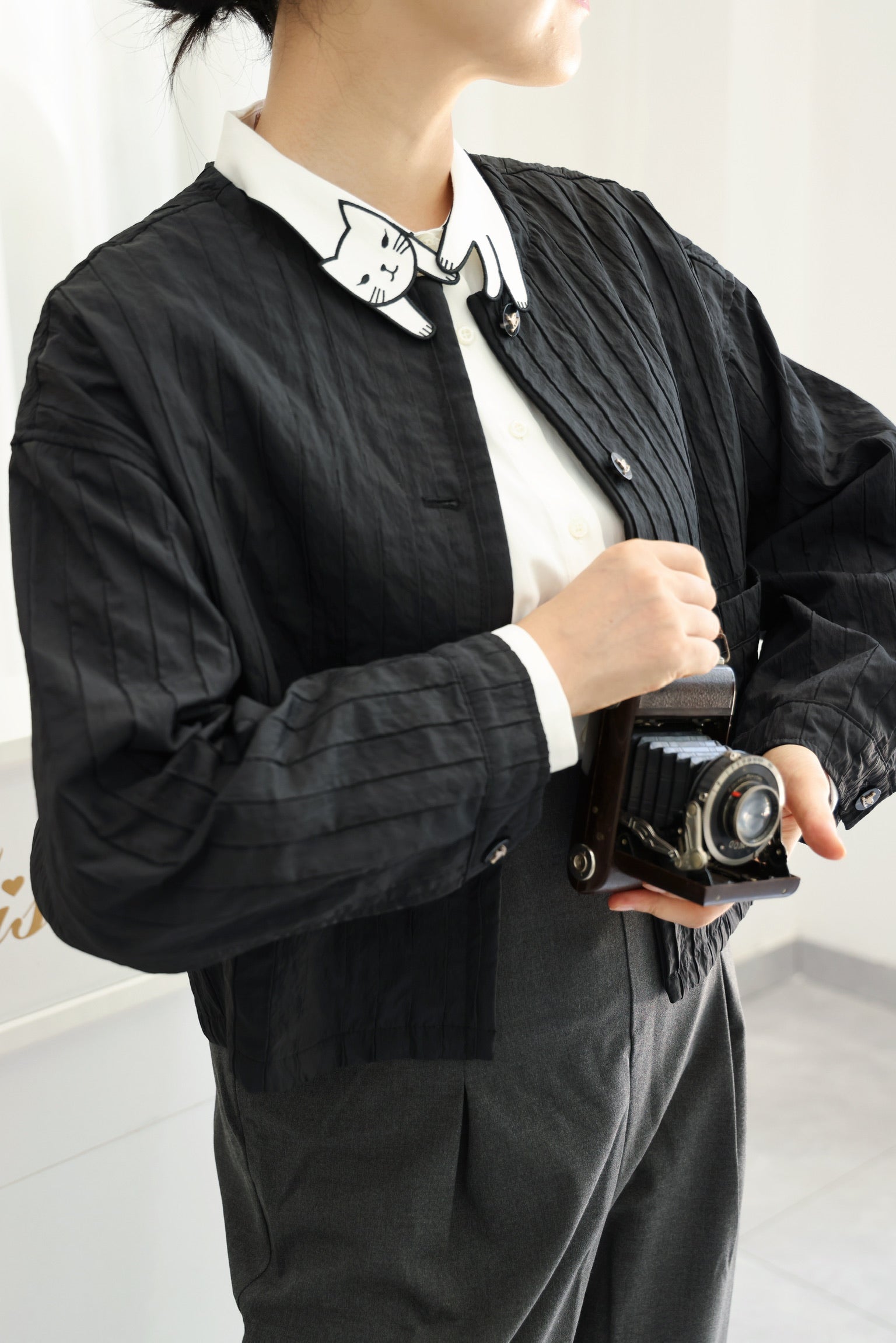 HollowayBatWingCroppedJacket_ShadowBlack_2.jpg
