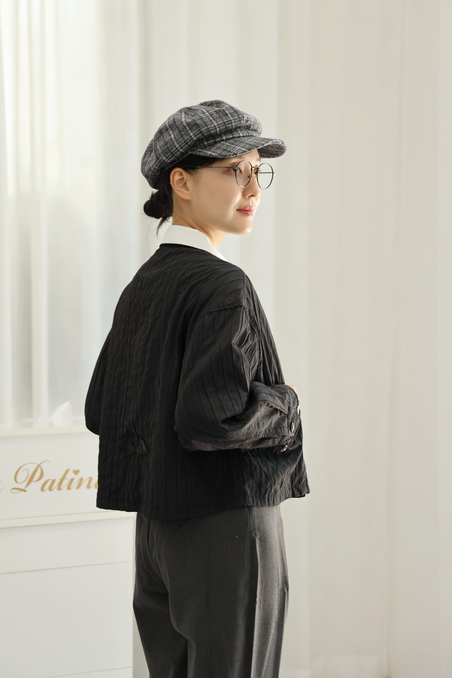 Holloway Bat Wing Cropped Jacket (Shadow Black)