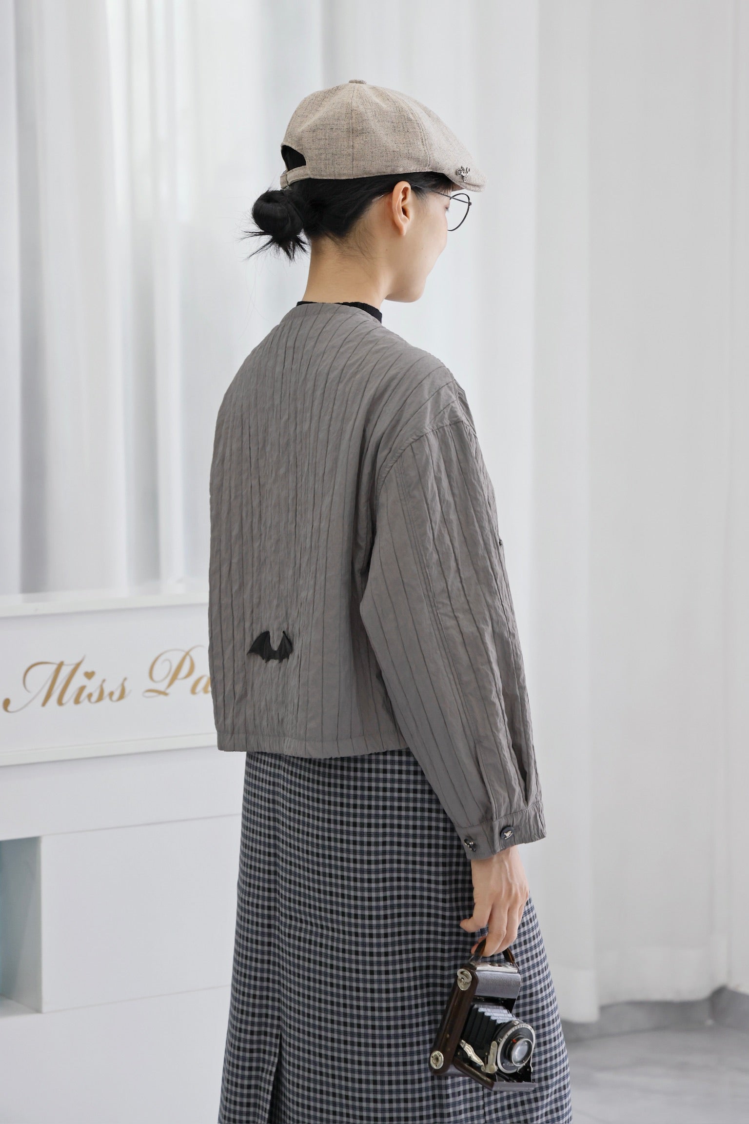 Holloway Bat Wing Cropped Jacket (Taupe Grey)