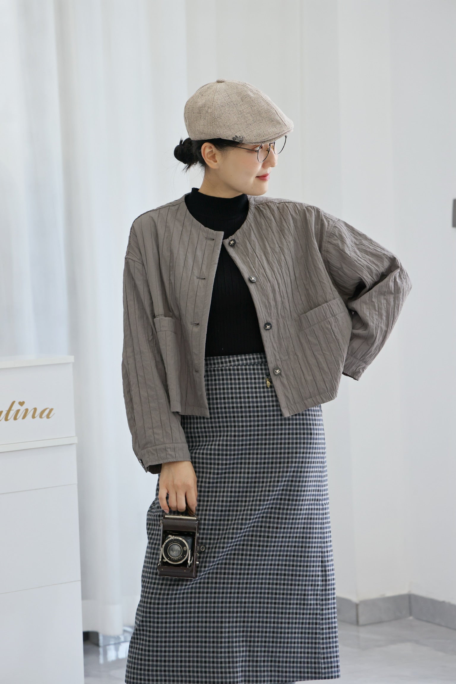 Holloway Bat Wing Cropped Jacket (Taupe Grey)