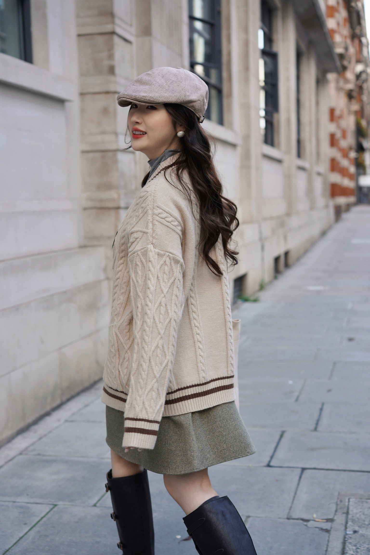 Holmesian Cat Varsity Cardigan (Latte)