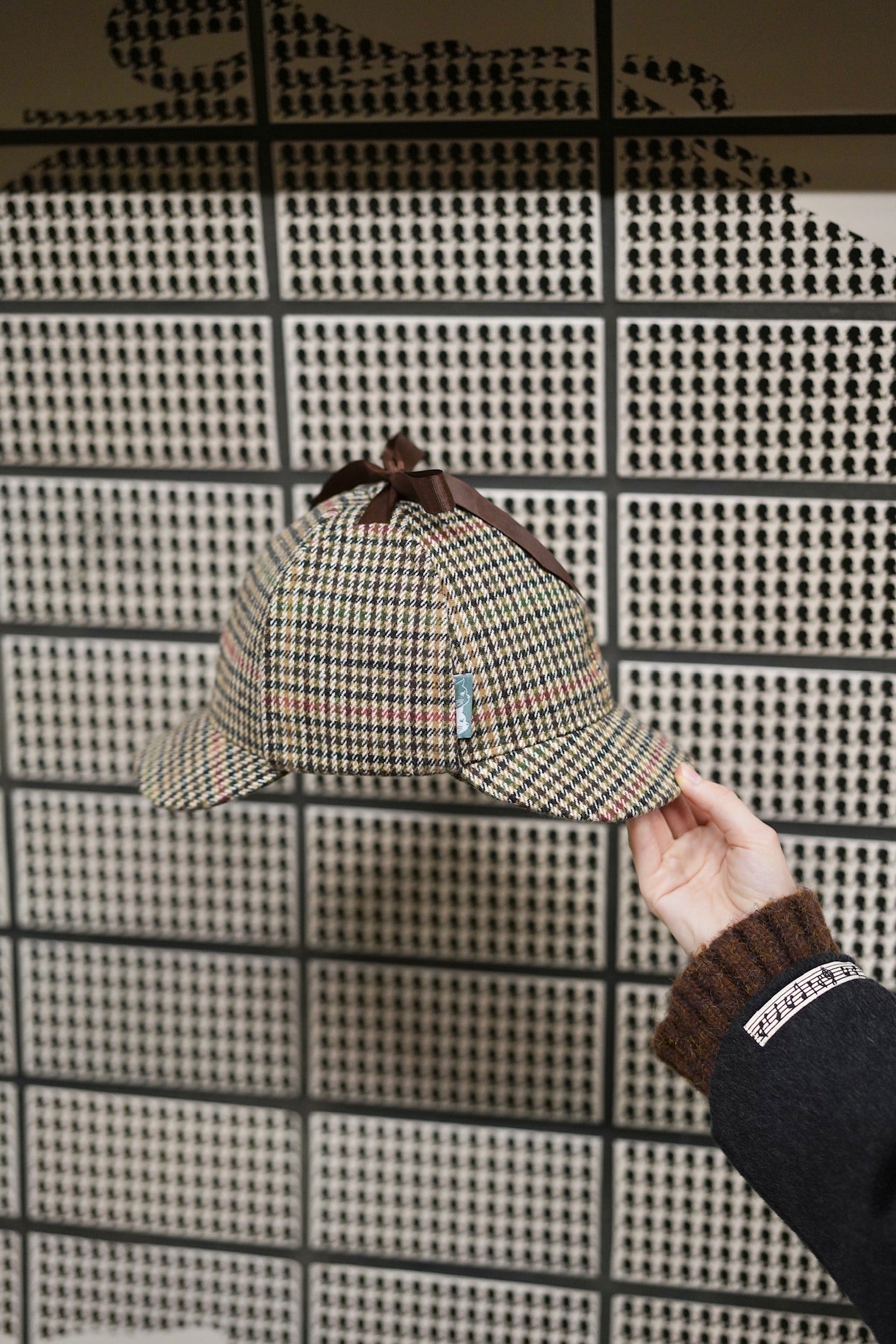 Holmesian Tweed Detective Cap