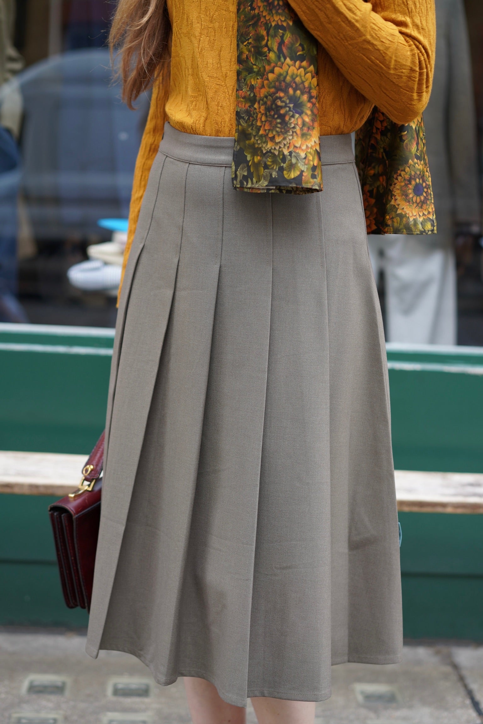 Jean Brodie Skirt (Taupe)