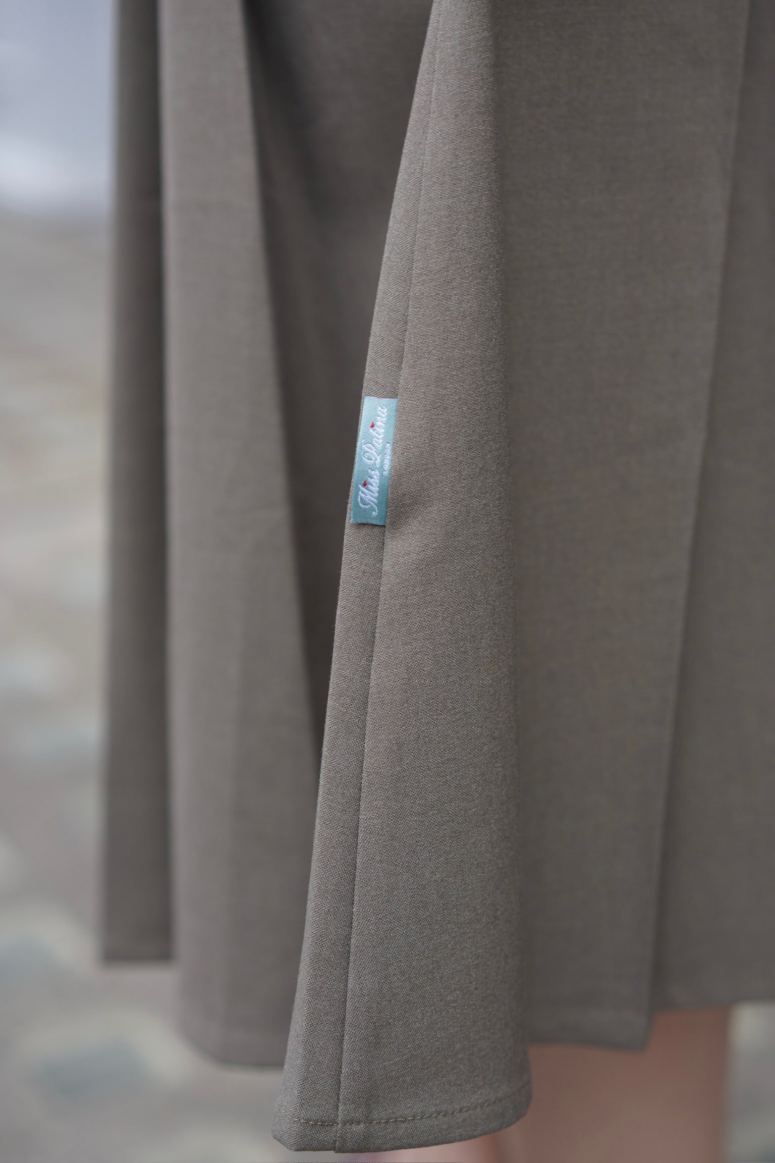 Jean Brodie Skirt (Taupe)