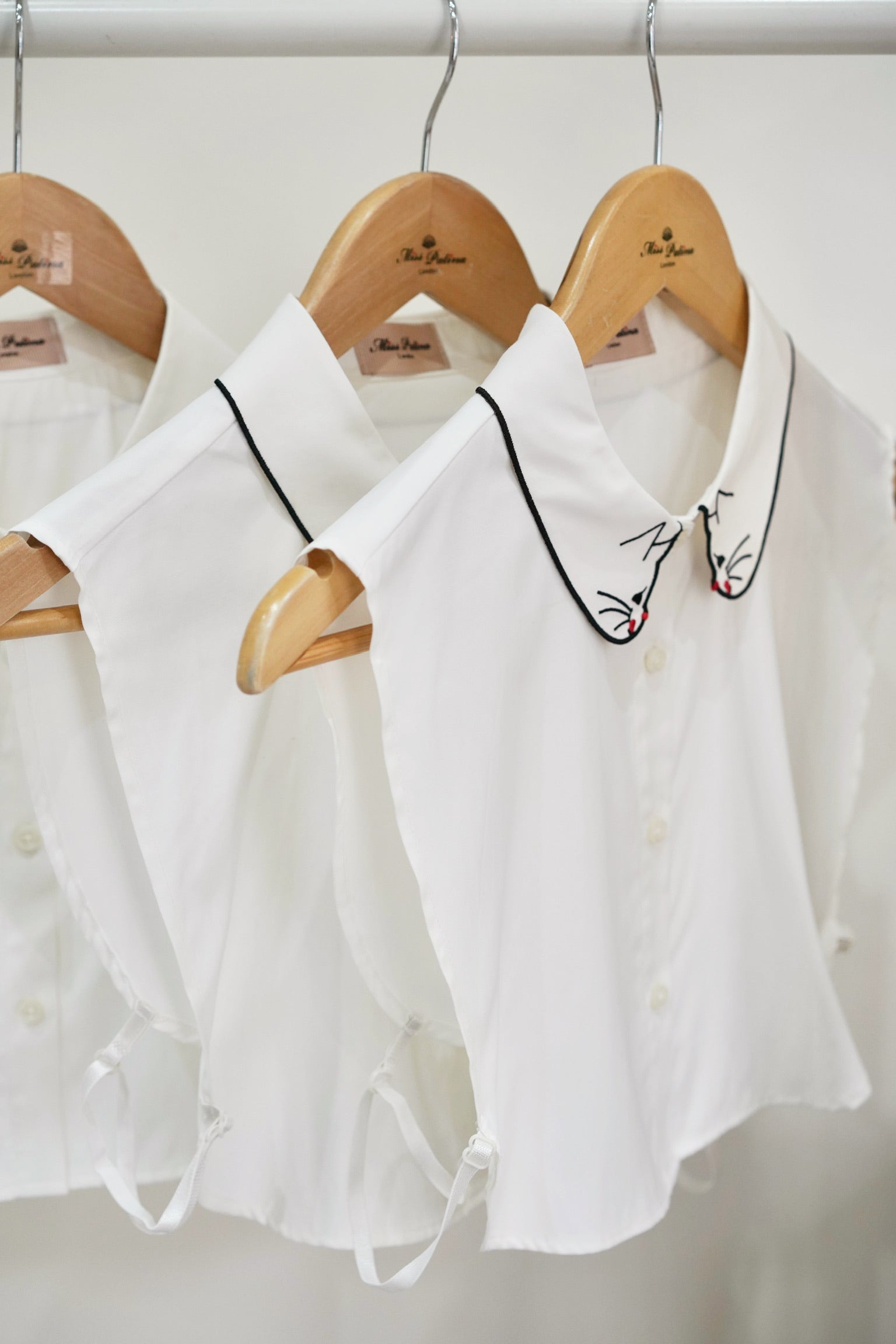 Keen Kitty Mock Collar