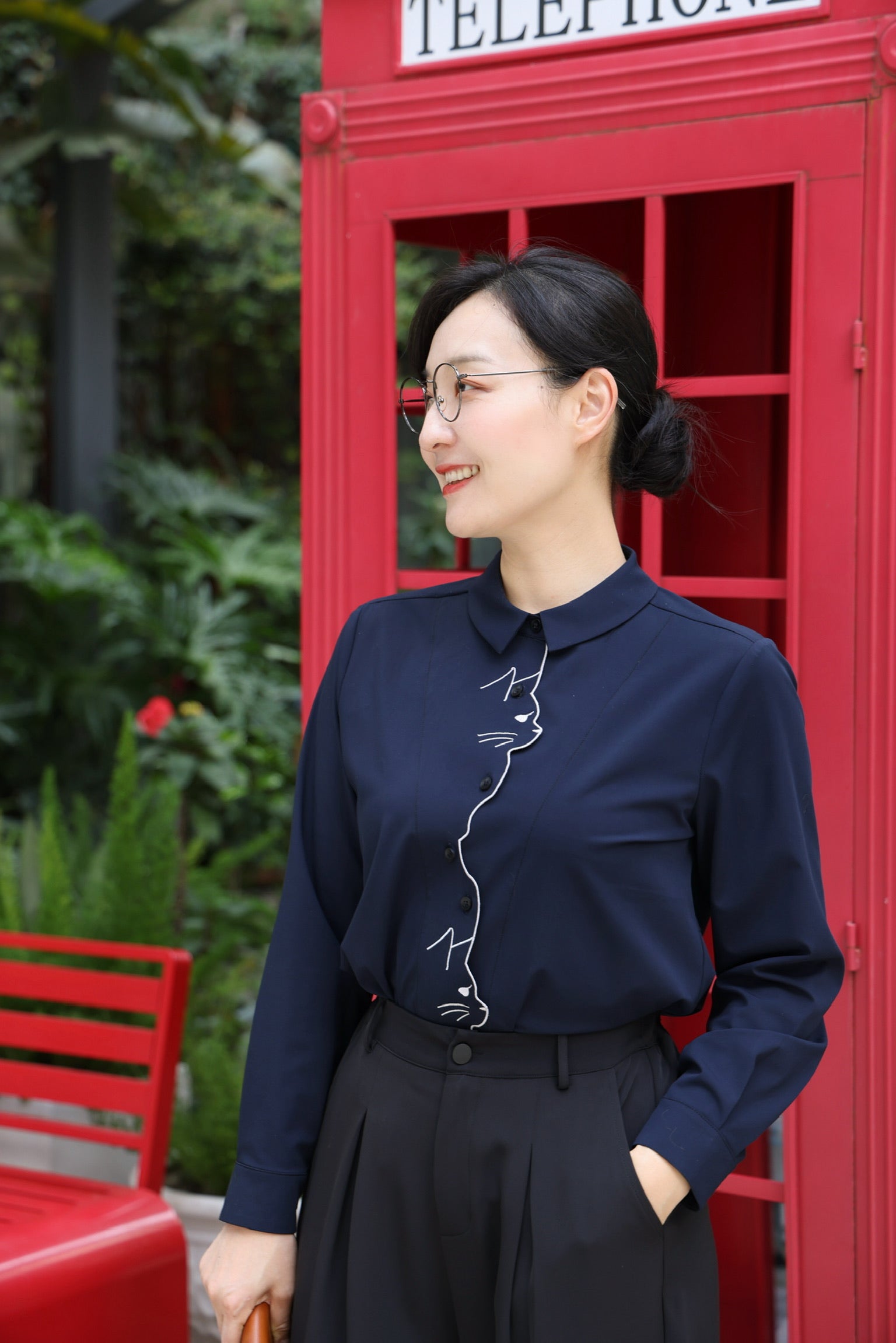 Kitten Anthem Shirt (Navy)