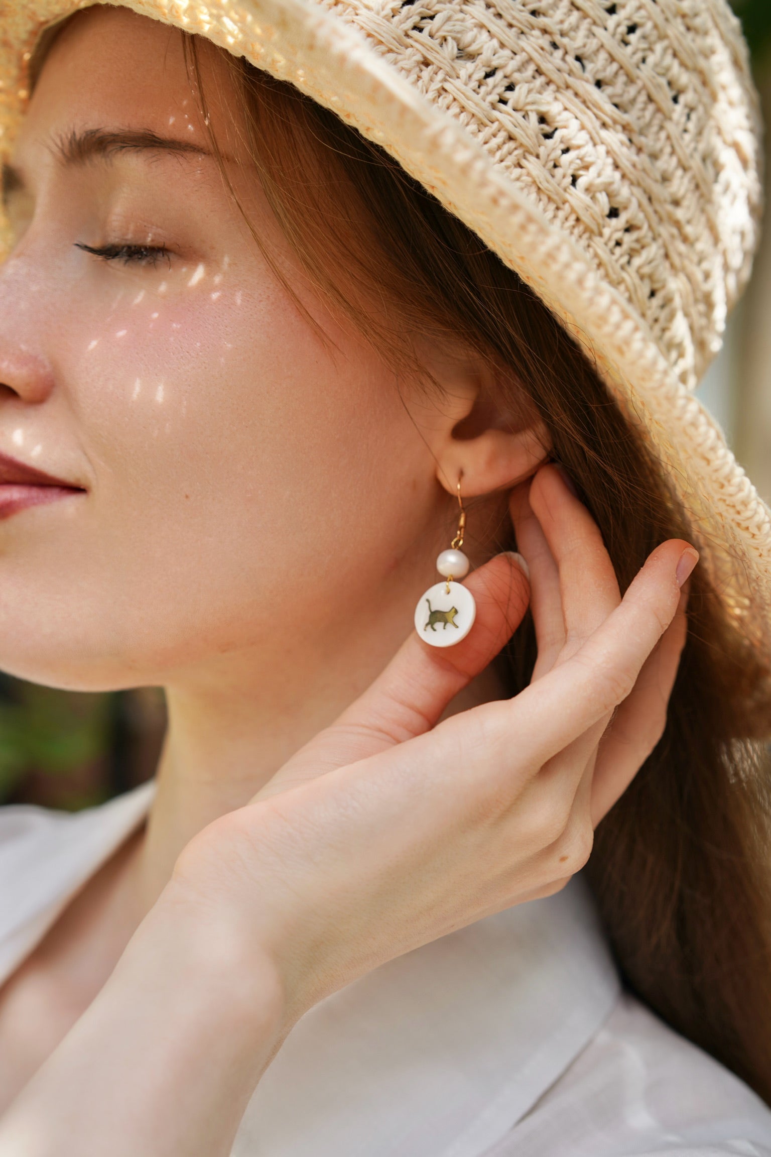 Kitty Silhouette Mother-of-Pearl Earrings