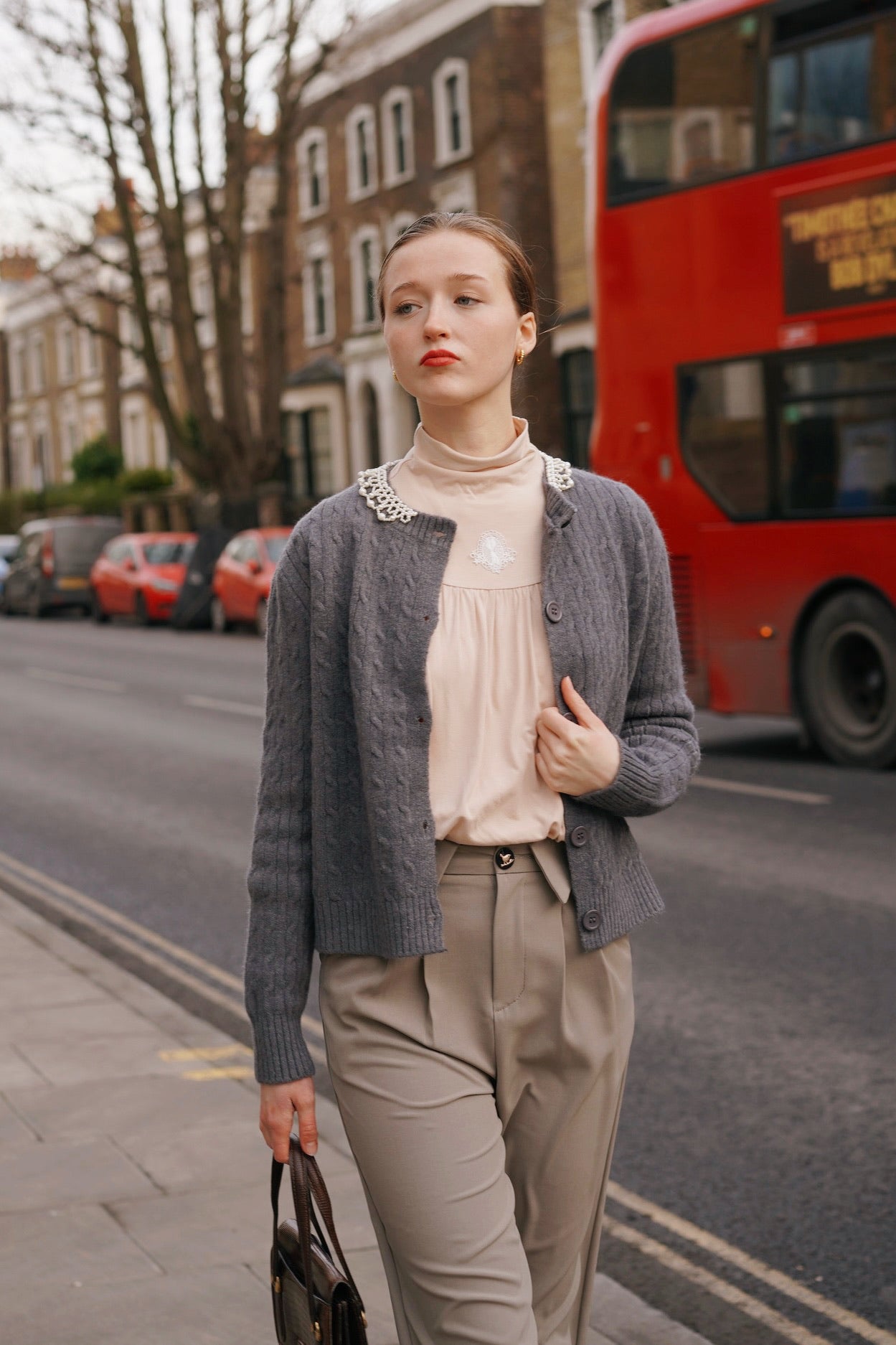 Lady Pearl Cable Cardigan (Grey)