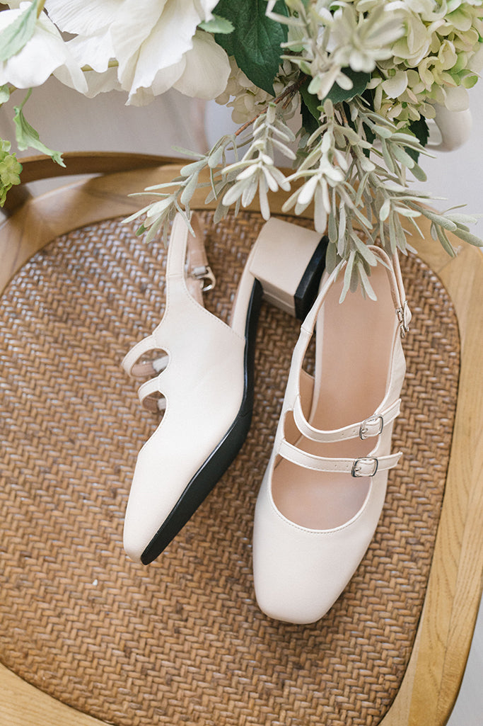 Leila Mary Jane Pumps(White)