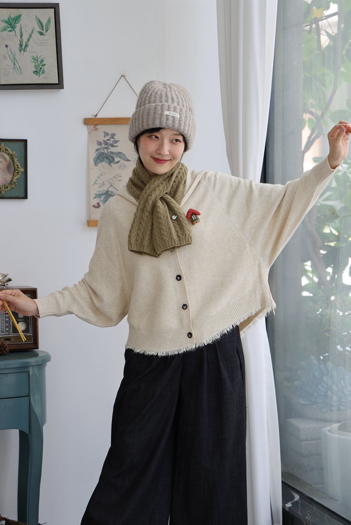 Little Sheep Cable Knit Scarf