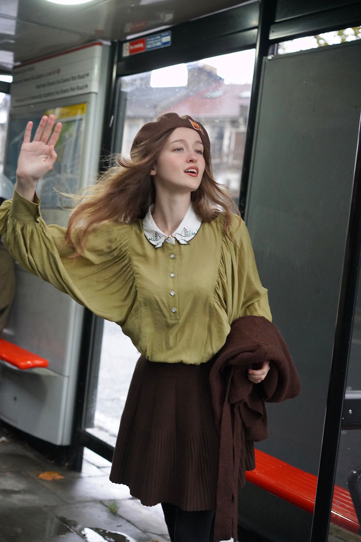 Lucky Songbird Blouse （Olive）