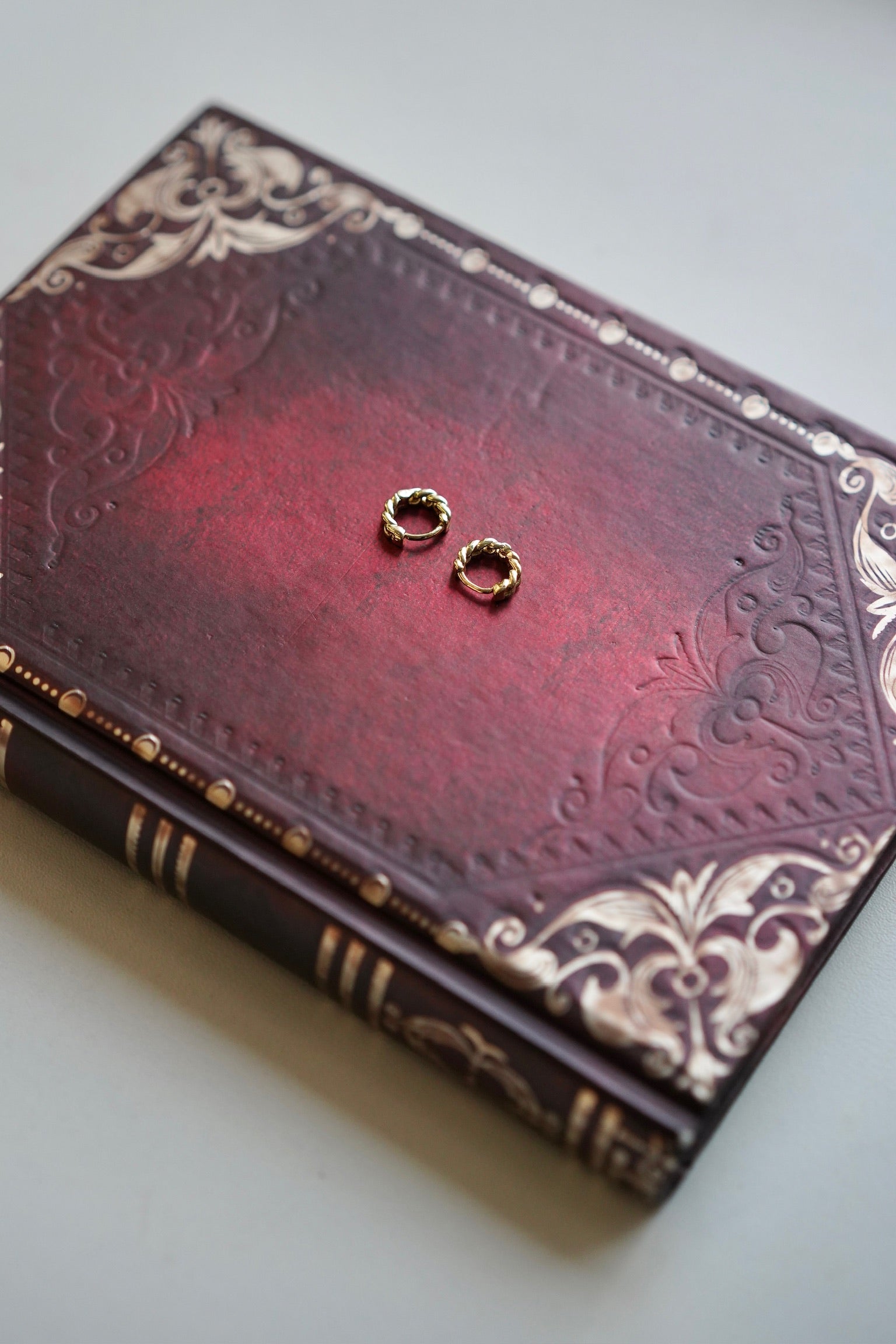 Mini Chain-Link Hoop Earrings