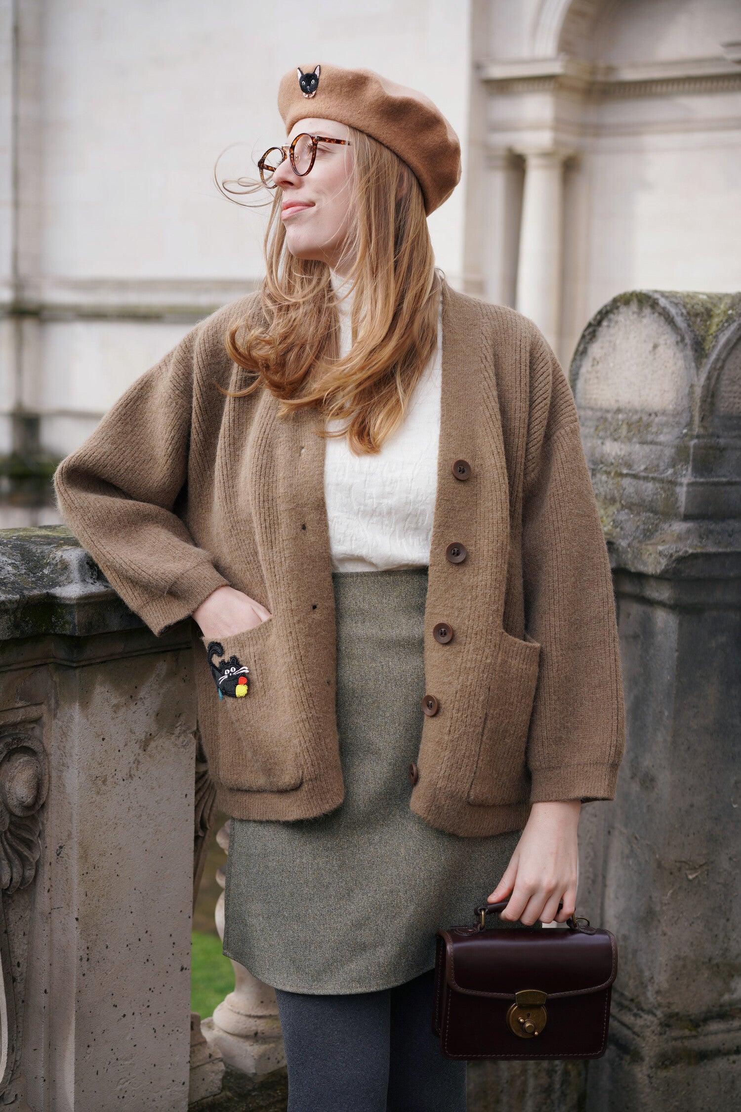 Oversized Kitty Love Cardigan (Earthy Taupe)