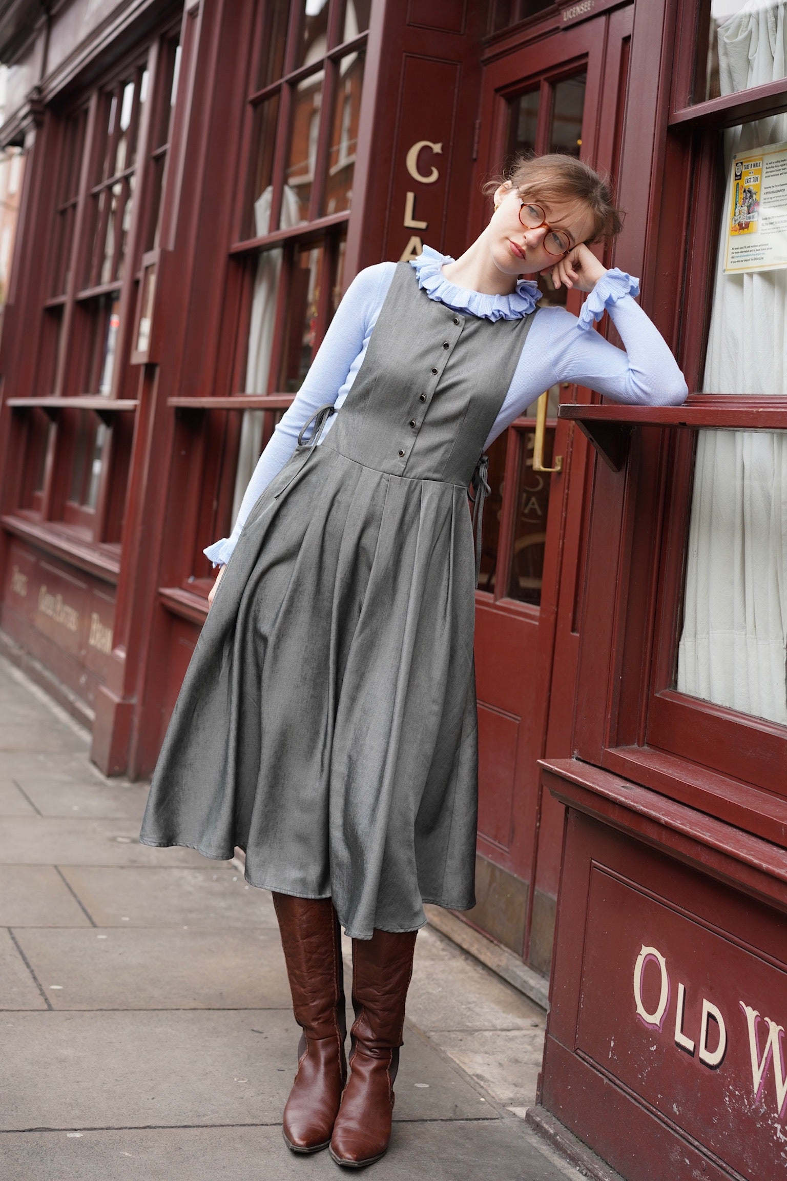 Oxford Bow Pinafore