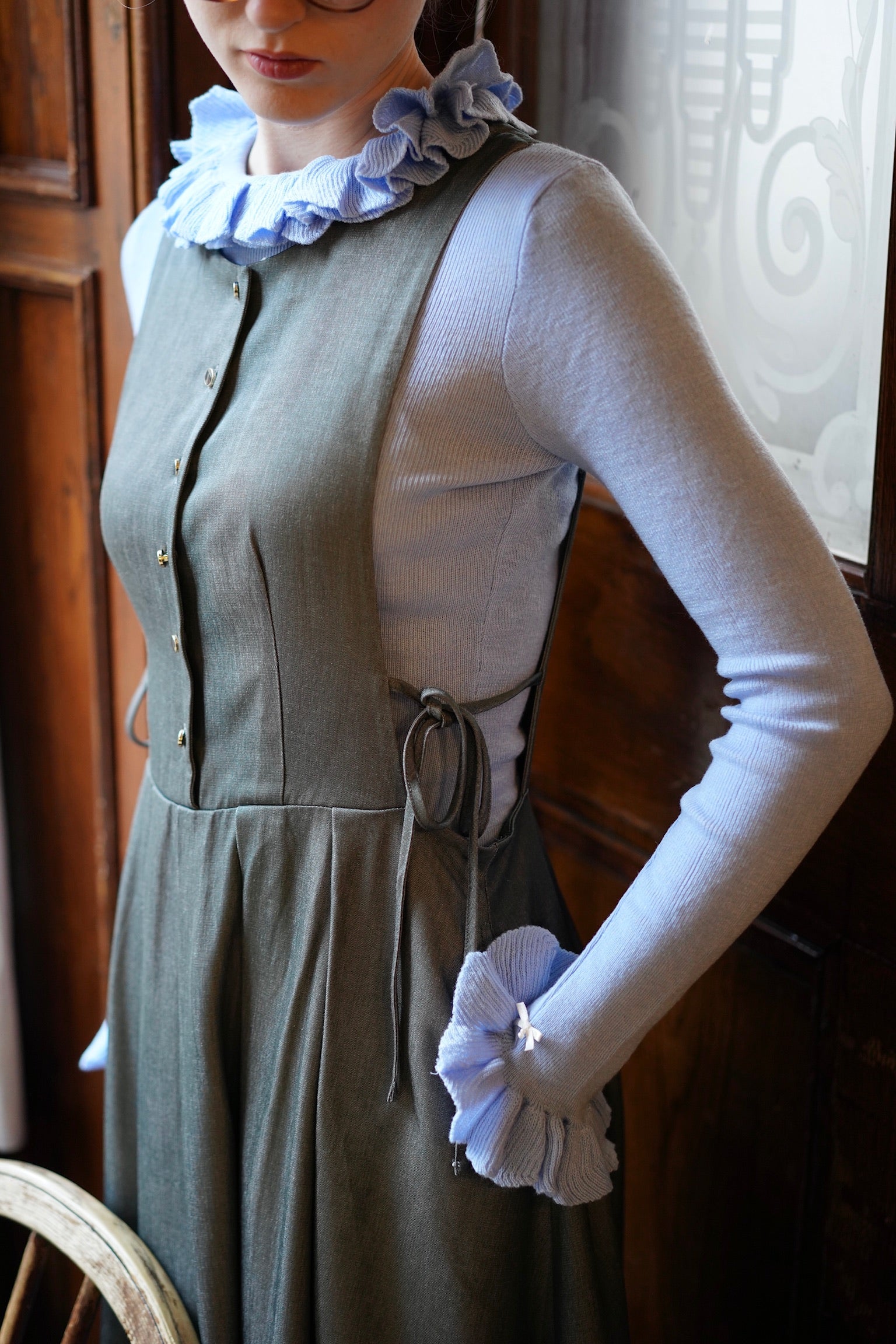 OxfordBowPinafore_ModRuffleKnitTop_Blue_20.jpg