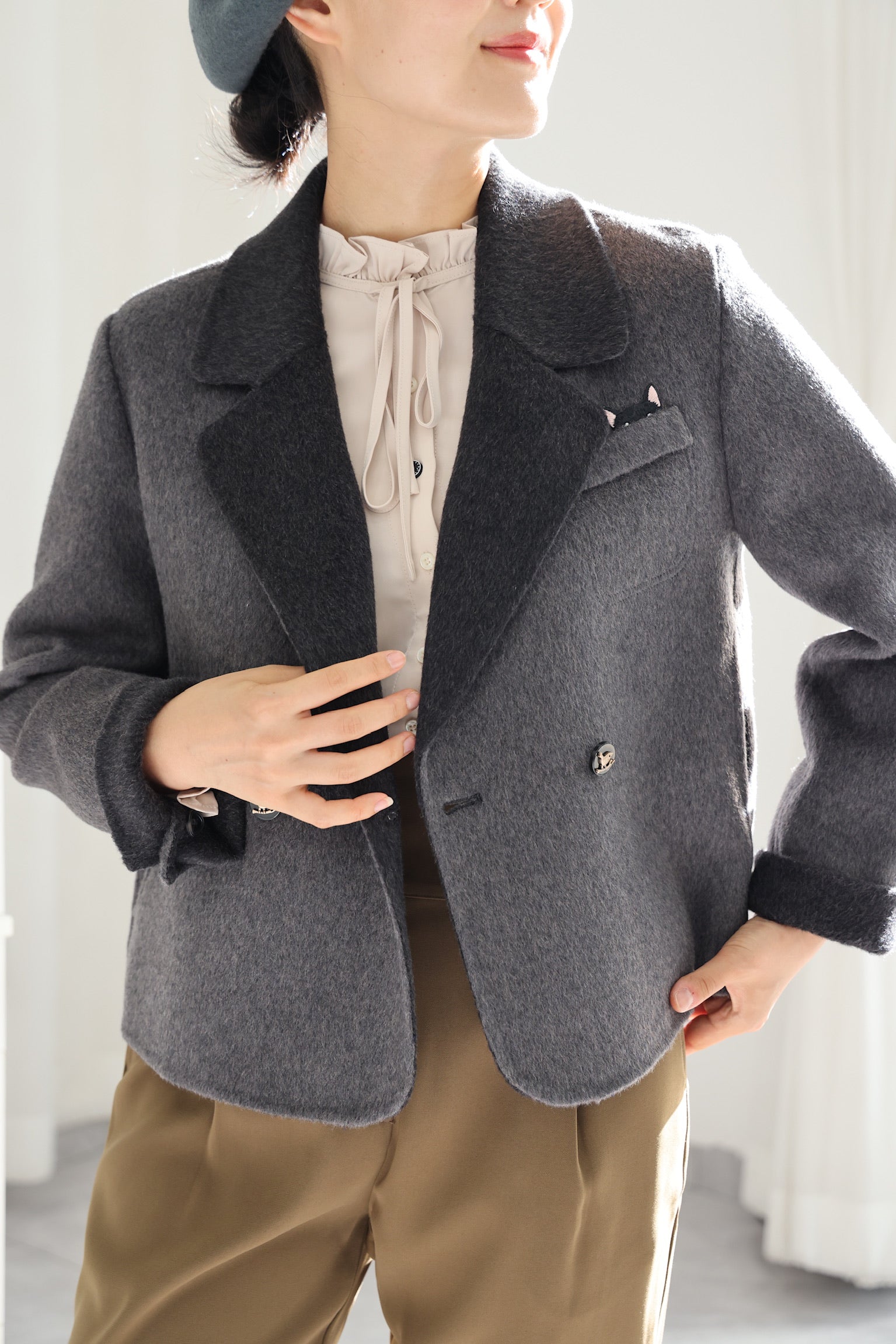 PeekabooCatWoolBlazer_OxfordGrey_1.jpg
