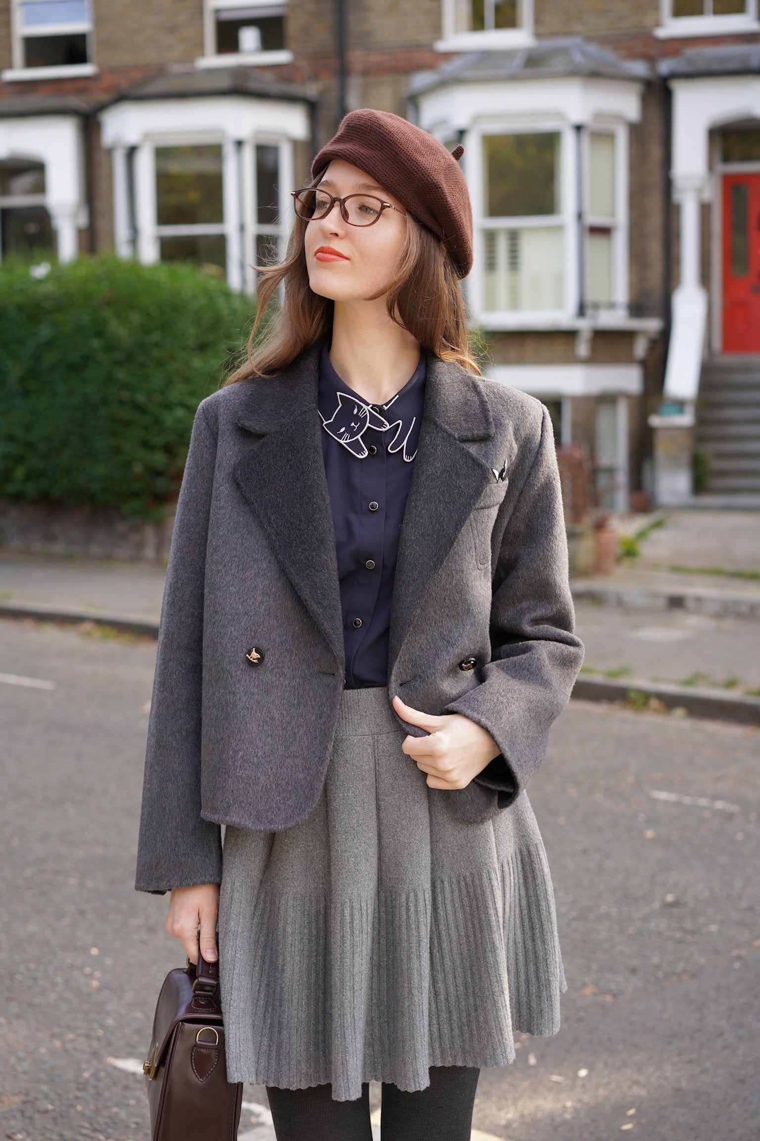 PeekabooCatWoolBlazer_OxfordGrey_LoveCatShirt_Navy_5.jpg