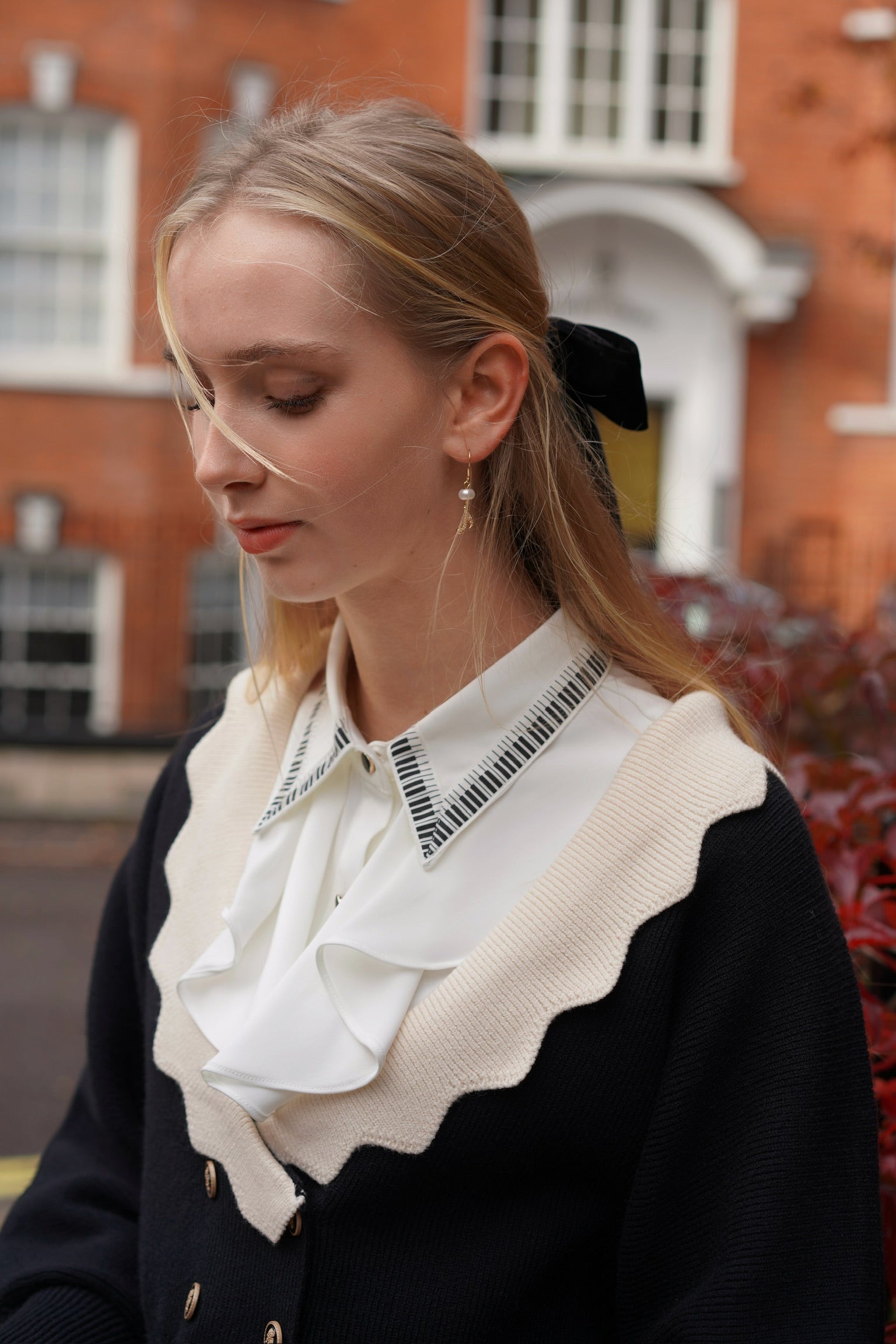 Yvonne Cardigan (Black)