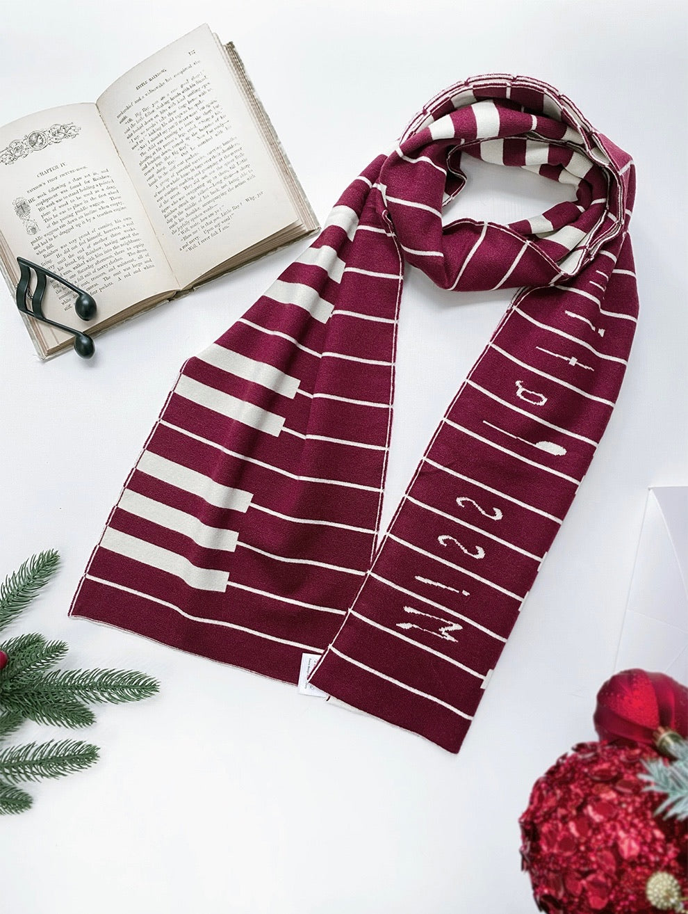 Piano Scale Scarf (Wine)