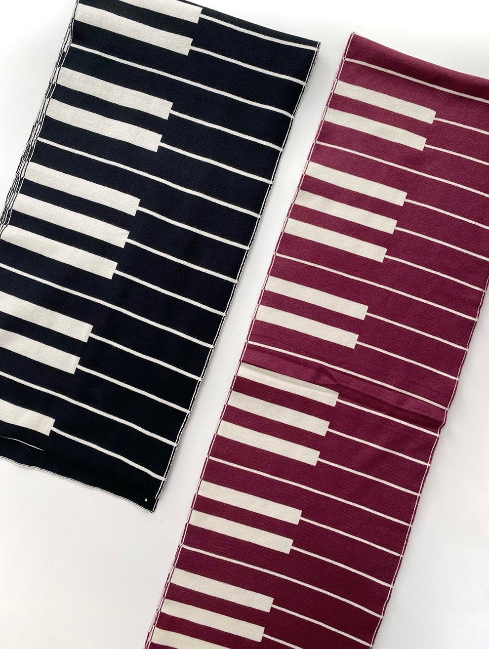 Piano Scale Scarf (Wine)