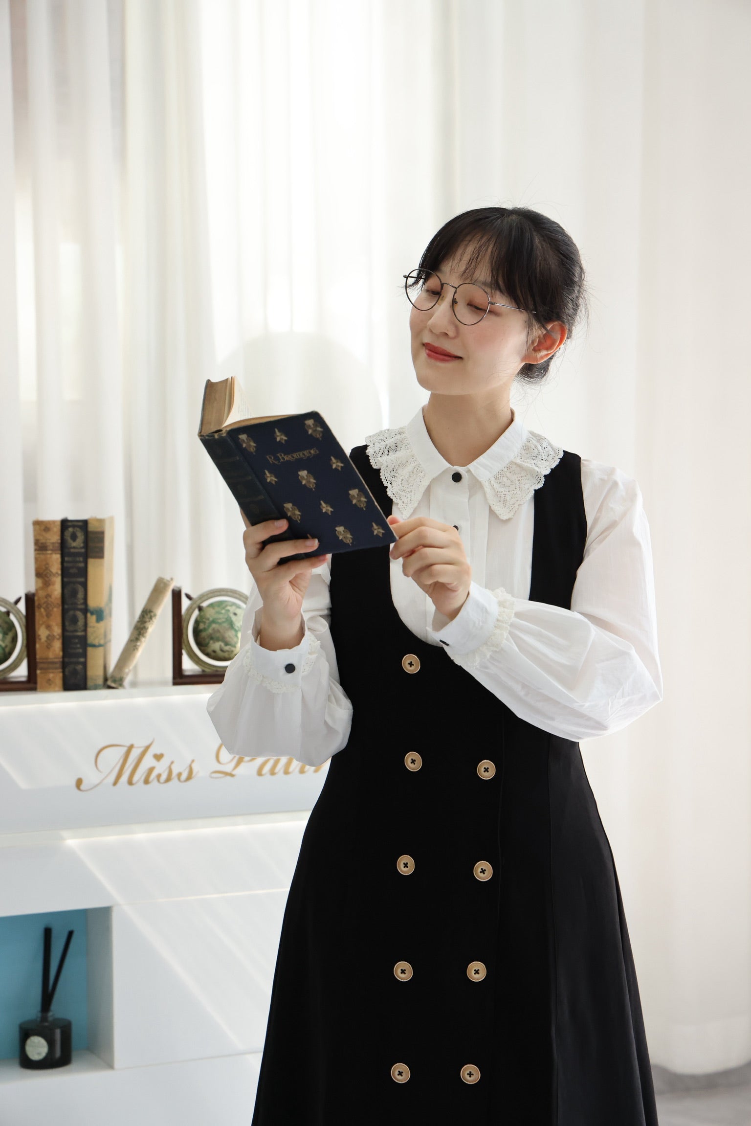 Raven Lace Collar Shirt