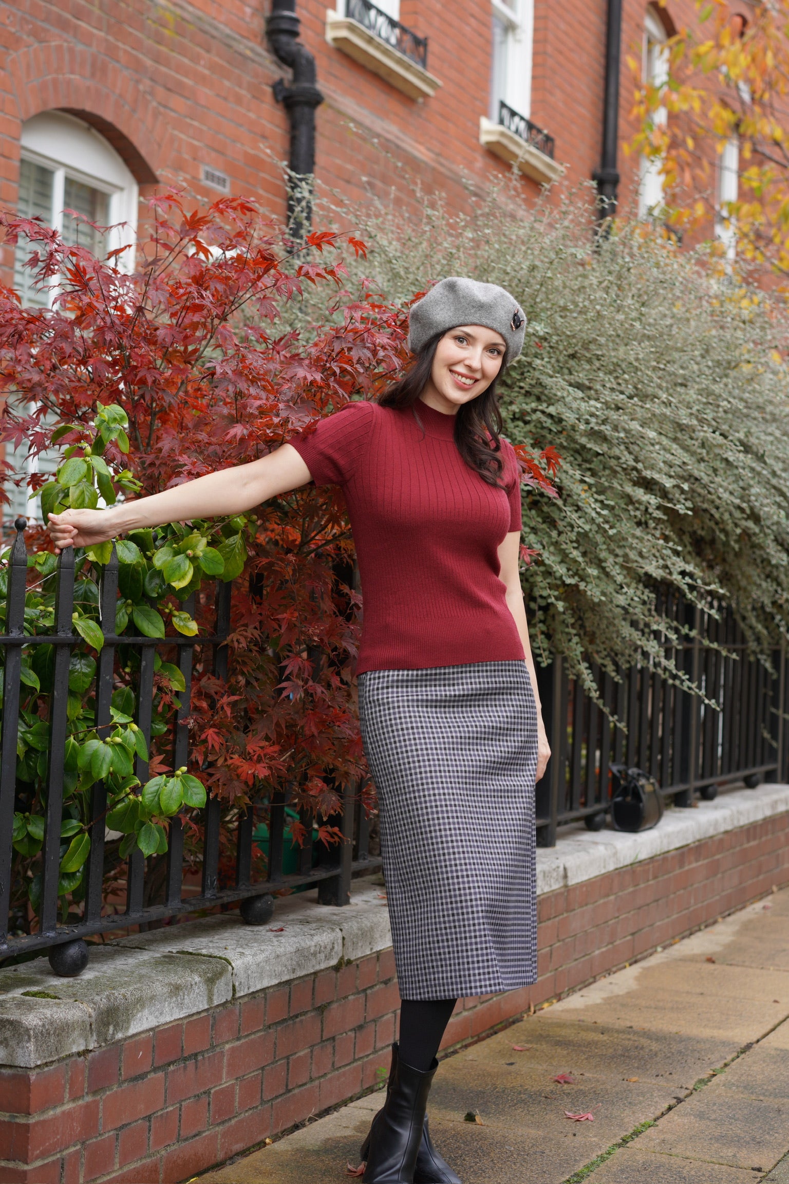 Retro Rizzo Knit Top (Wine)