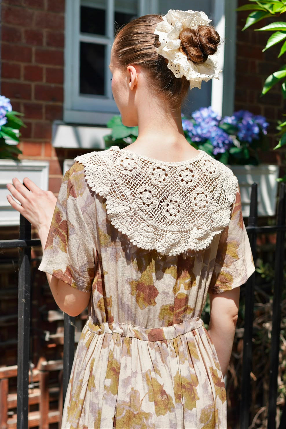 Royal Forest Cottage Dress (Faded Anemone)