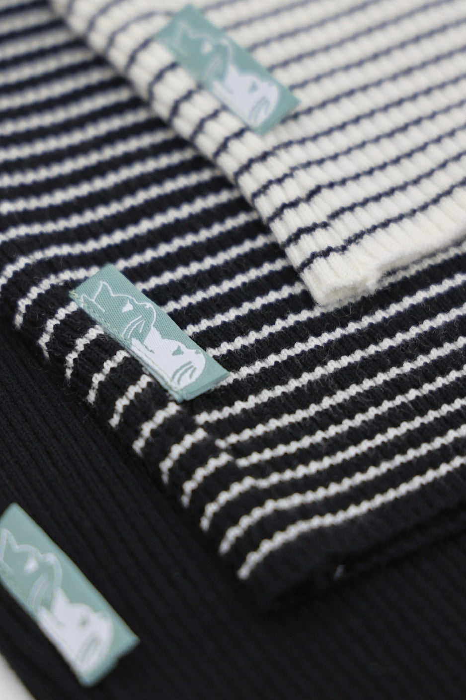 SeafarerCroppedKnitTop2.jpg